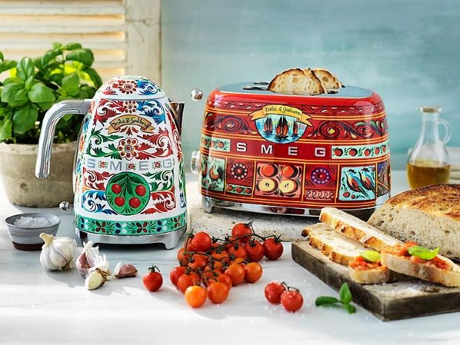 Coole Kollaborationen von SMEG mit Dolce & Gabbana und Coca-Cola