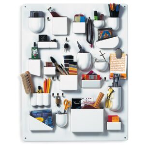 Homeoffice einrichten 4 Vitra Uten.Silo Wandorganizer in Weiß. Hier hat alles seinen Platz, perfekt fürs Homeoffice einrichten.
