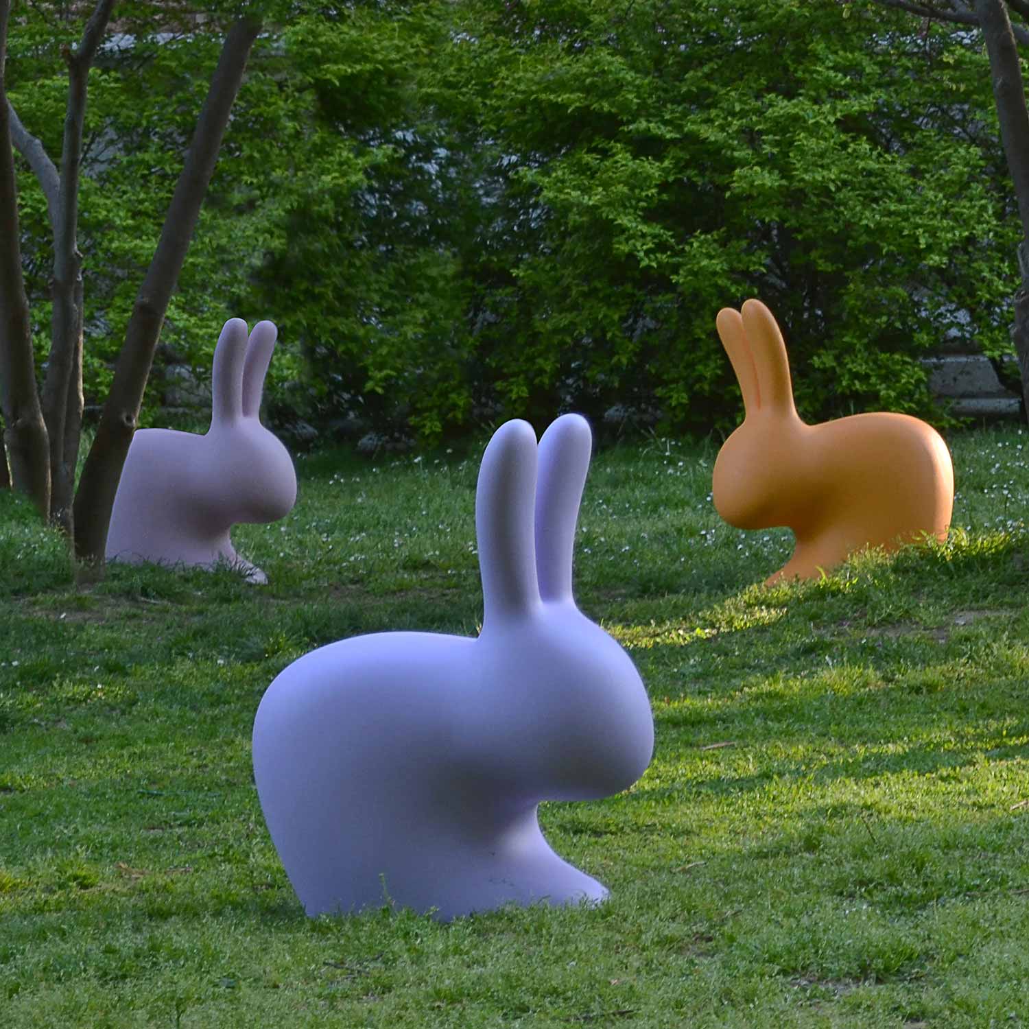 qeeboo rabbit stuhl baby violett garten 97507
