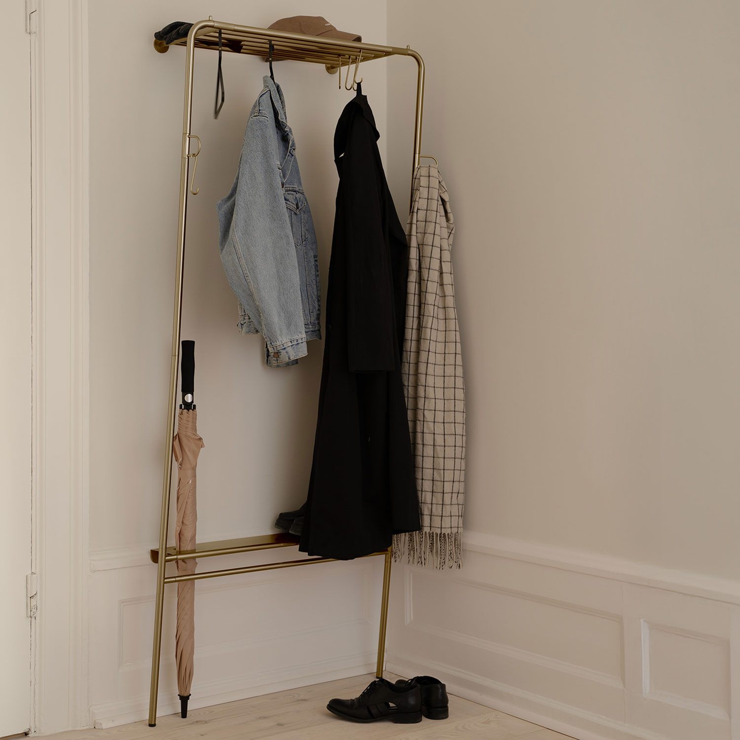 UMAGE - Lean On Me Garderobe schwarz
