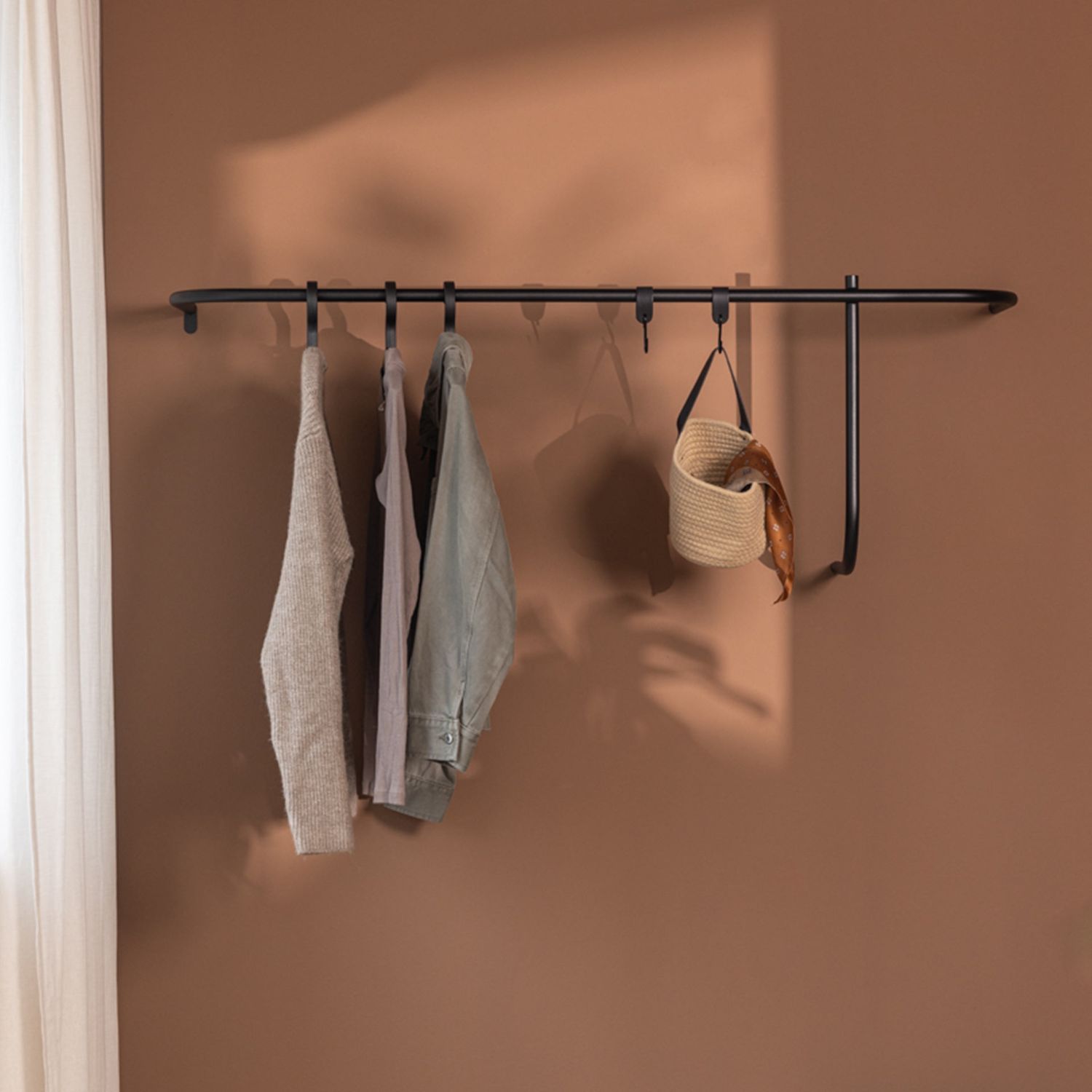Metallbude - Tamina Garderobe schwarz