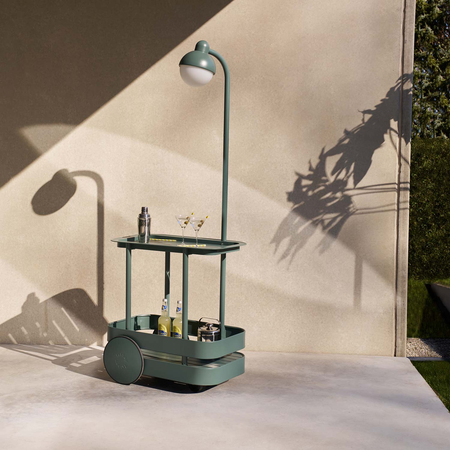 fatboy jolly trolley dark sage terrasse 91749