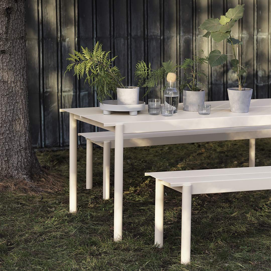 muuto linear steel bench off white 65412