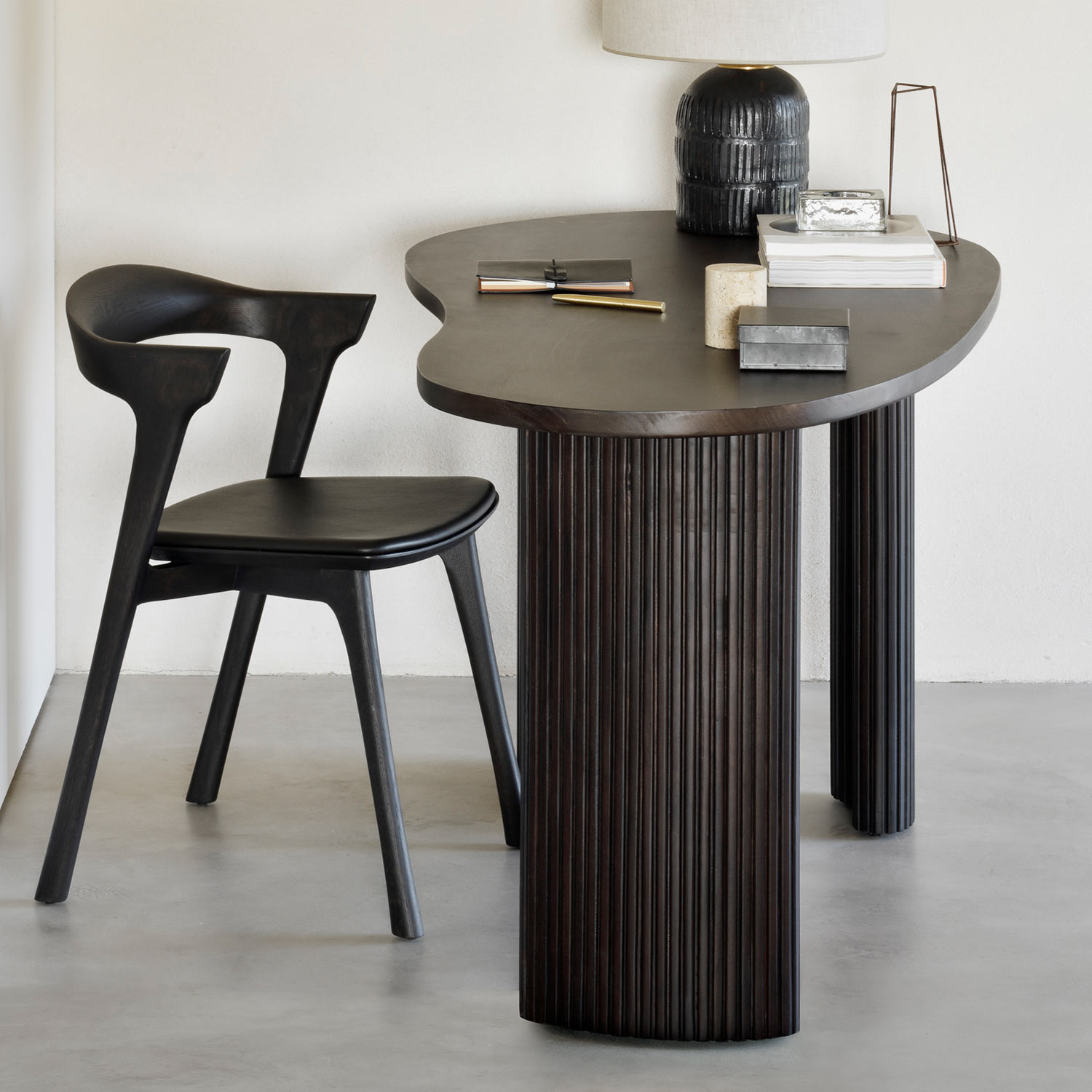 Ethnicraft - Boomerang Schreibtisch 160 cm mahagoni