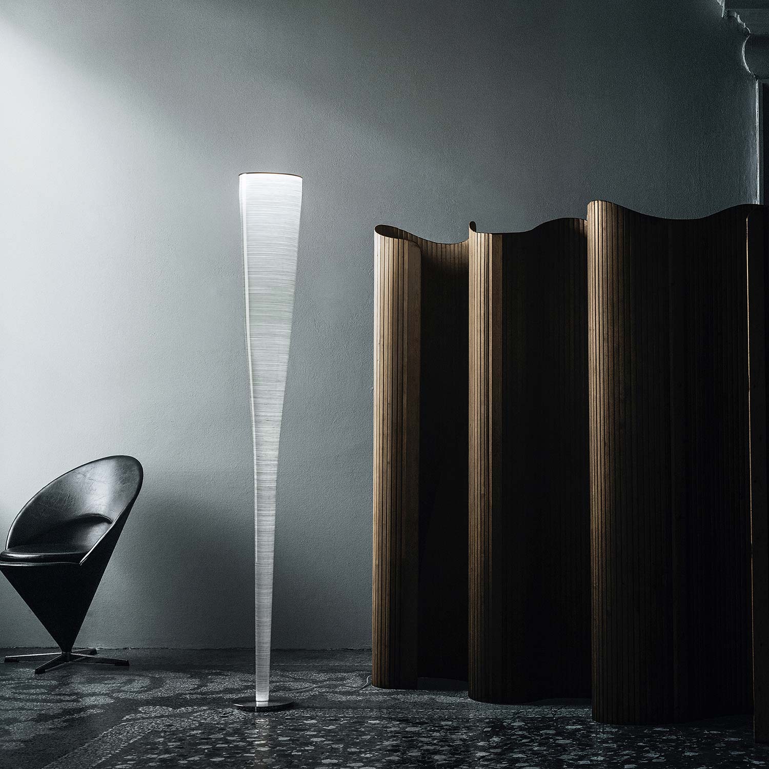 mite stehleuchte schwarz foscarini galerie 63470