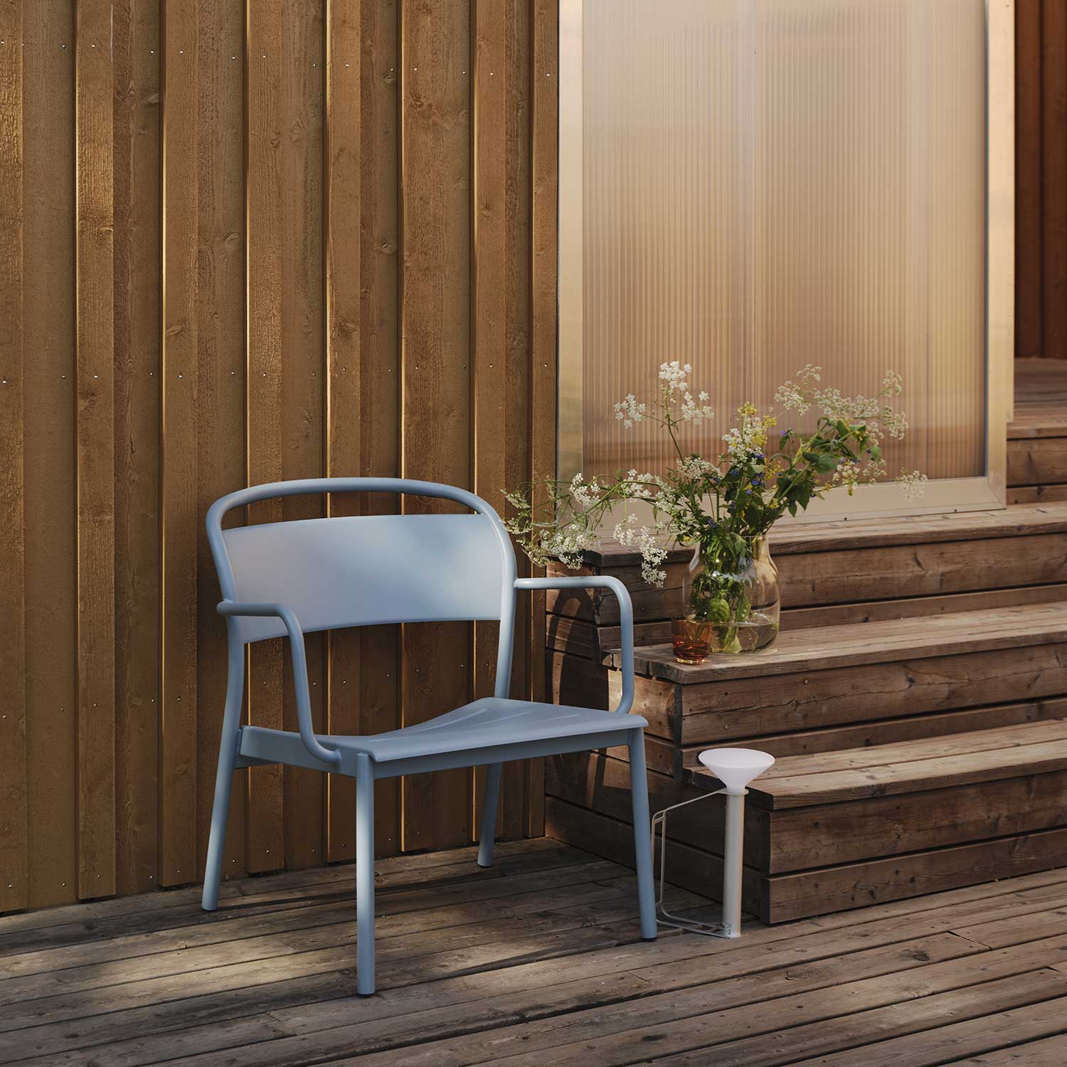 muuto Linear steel loungechair  pale blue 99216