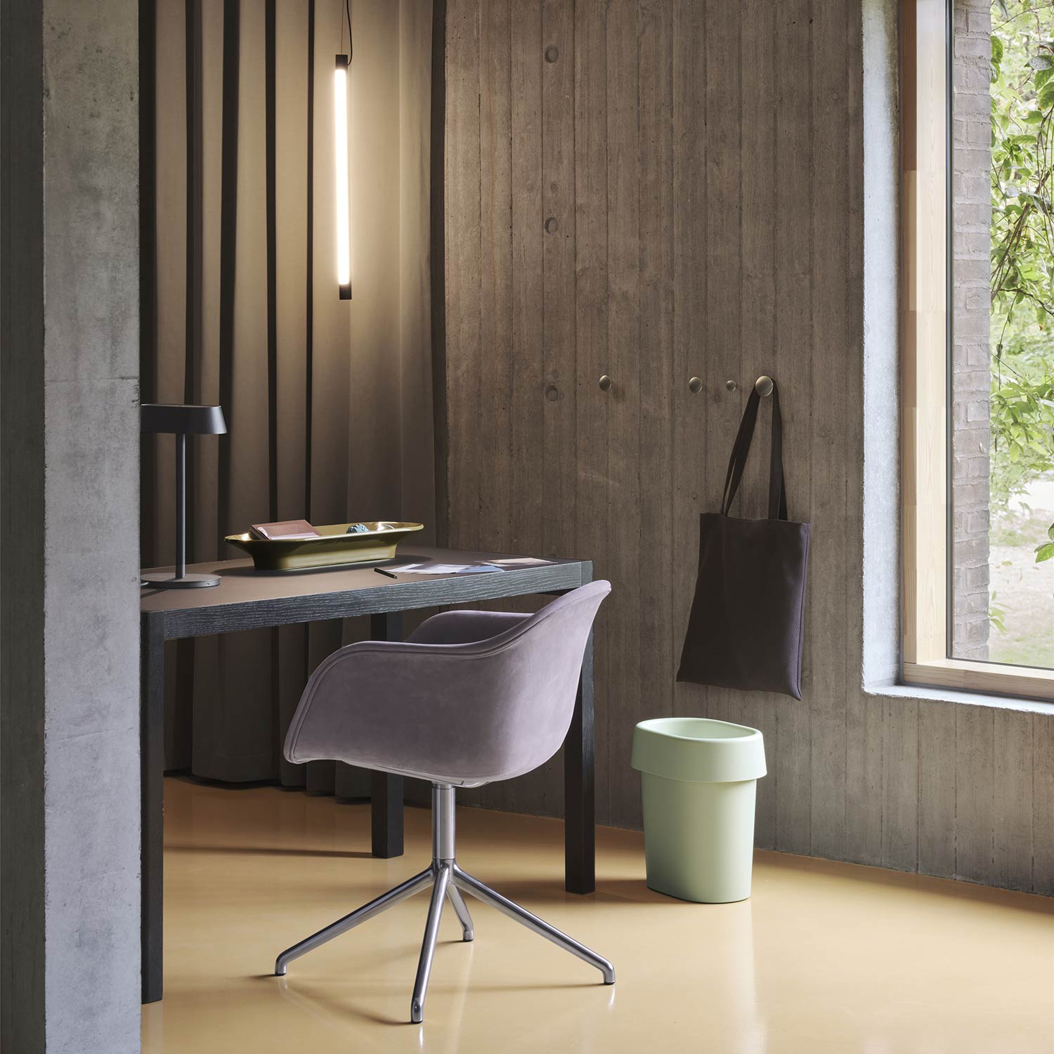 muuto reduce papierkorb light green buero 97276