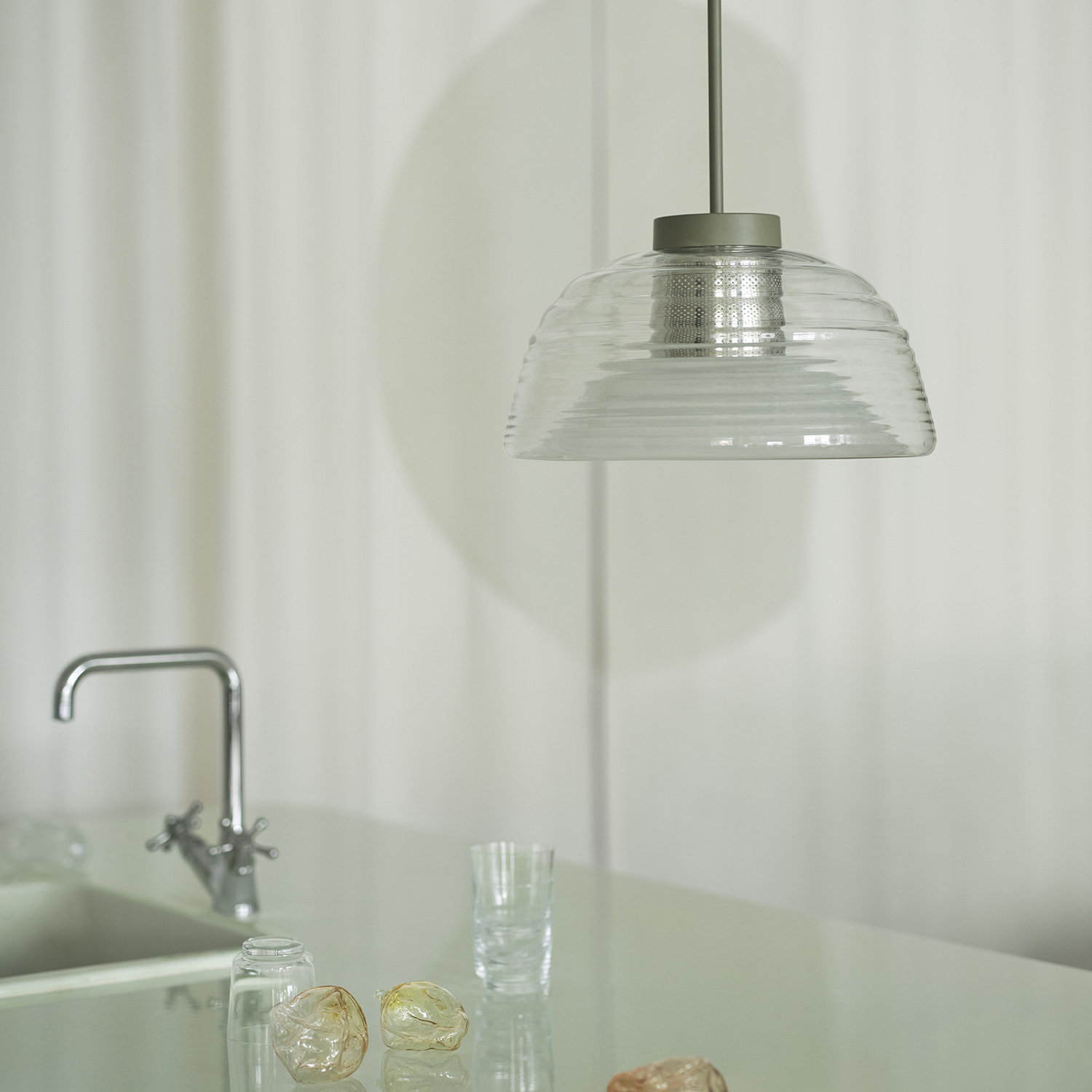 muuto Two layer pendelleuchte olive 105396