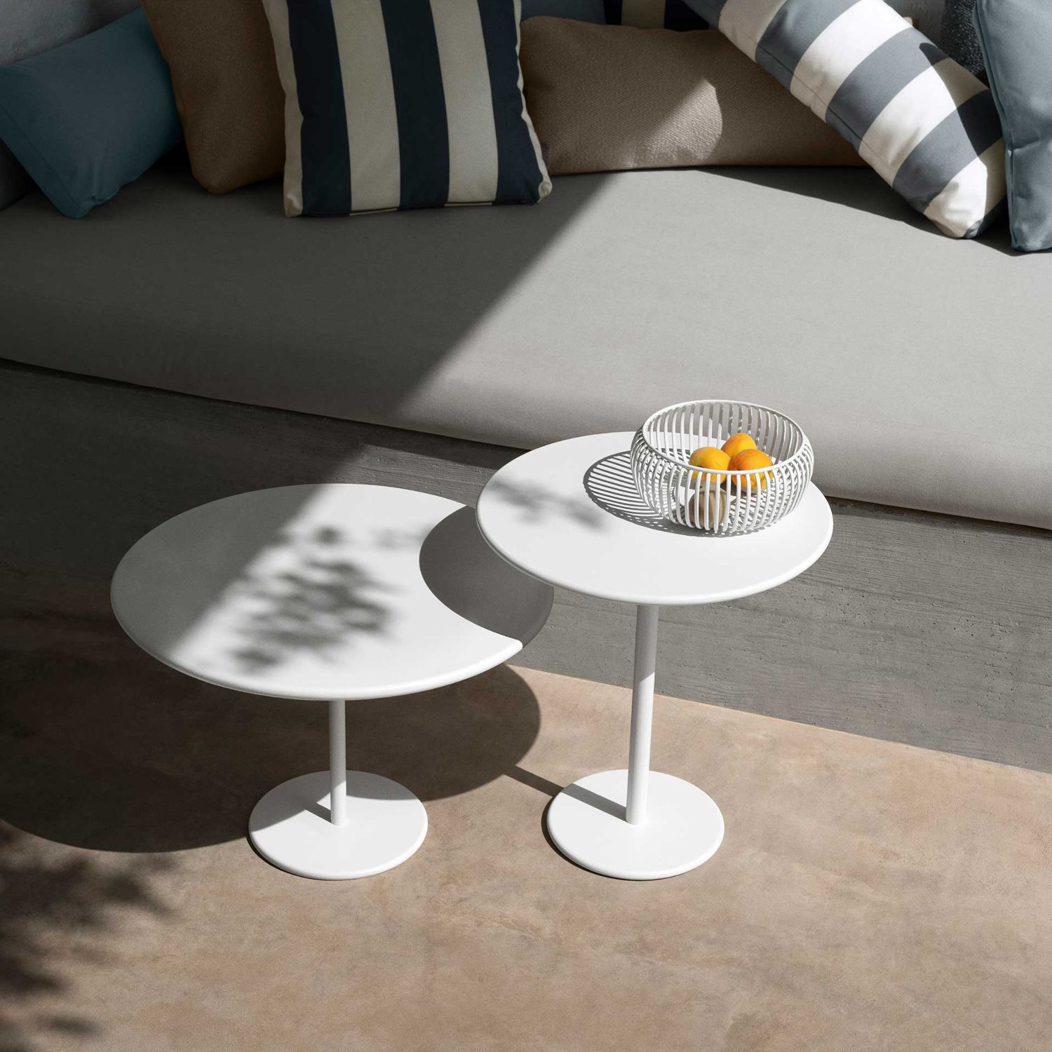 blomus - STAY Garten Beistelltisch Ø 50 cm silk gray