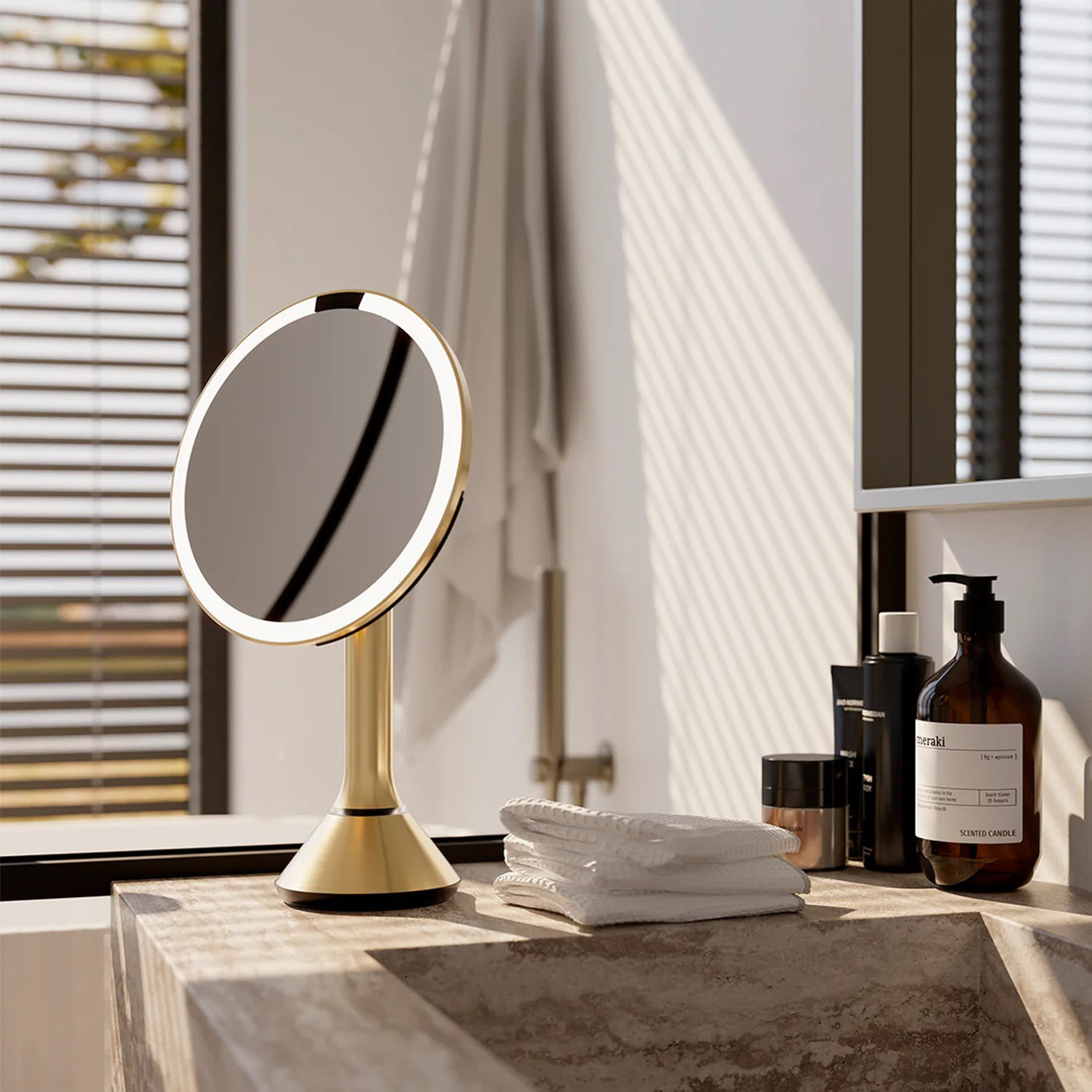 simplehuman sensorspiegel rund messing bad 98285