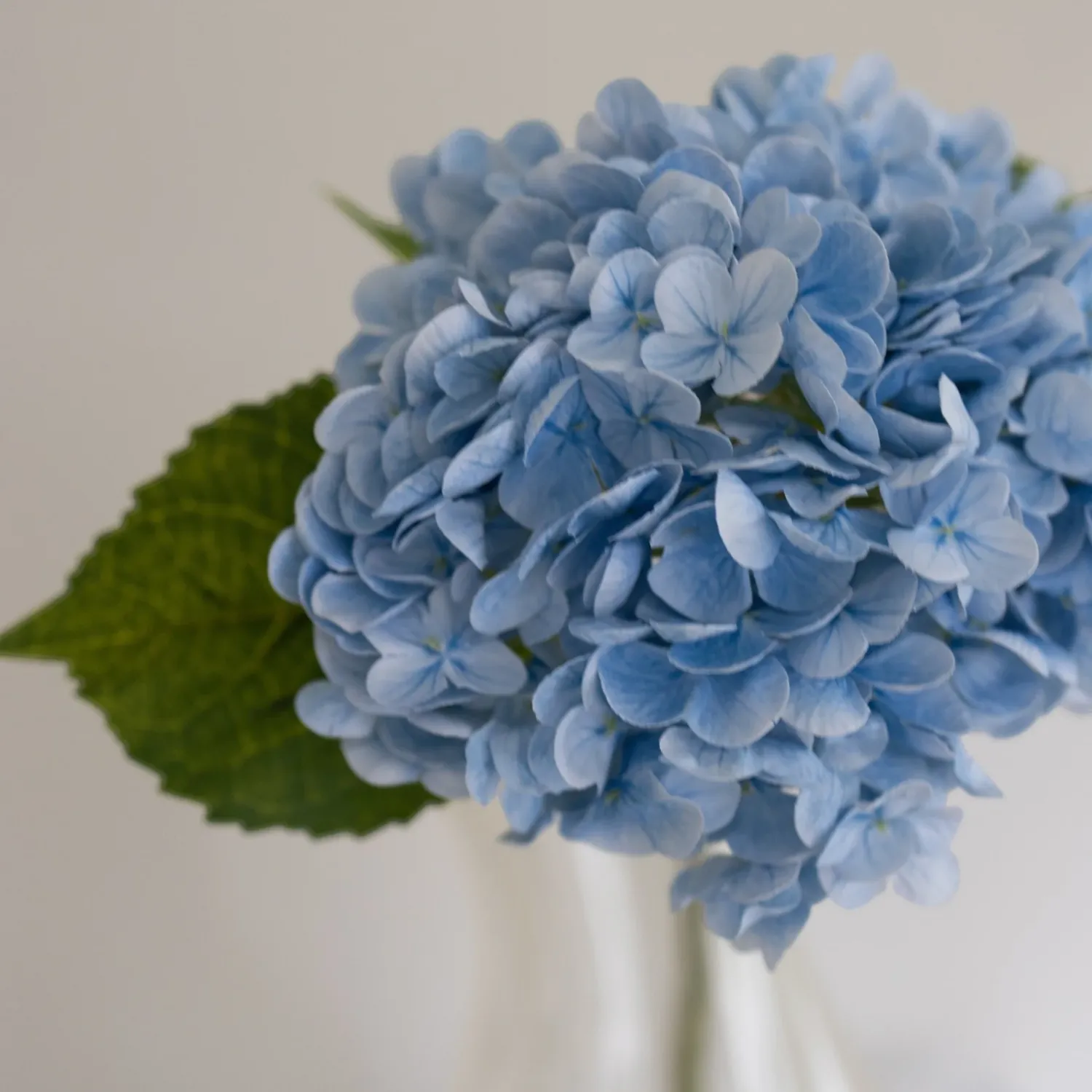 BLOOM OBJECTS - Hortensie Kunstblume weiß
