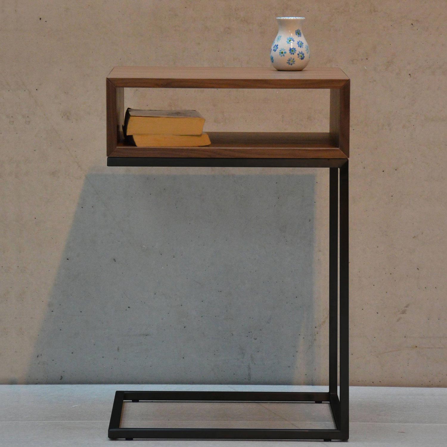 jan kurtz dina beistelltisch 60 40 cm nussbaum schwarz 73051