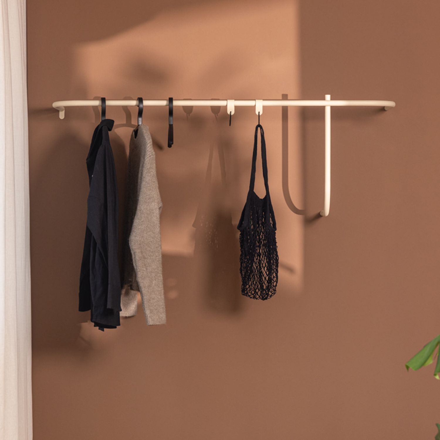 Metallbude - Tamina Garderobe cashew
