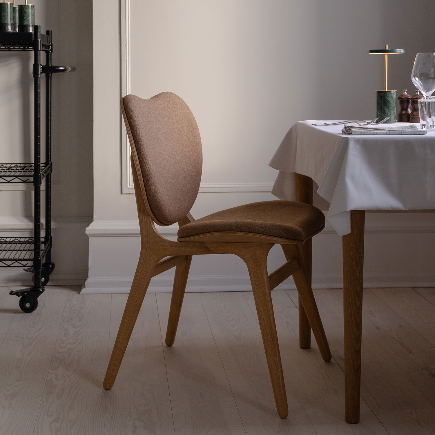 UMAGE - A Conversation Piece Stuhl eiche shadow