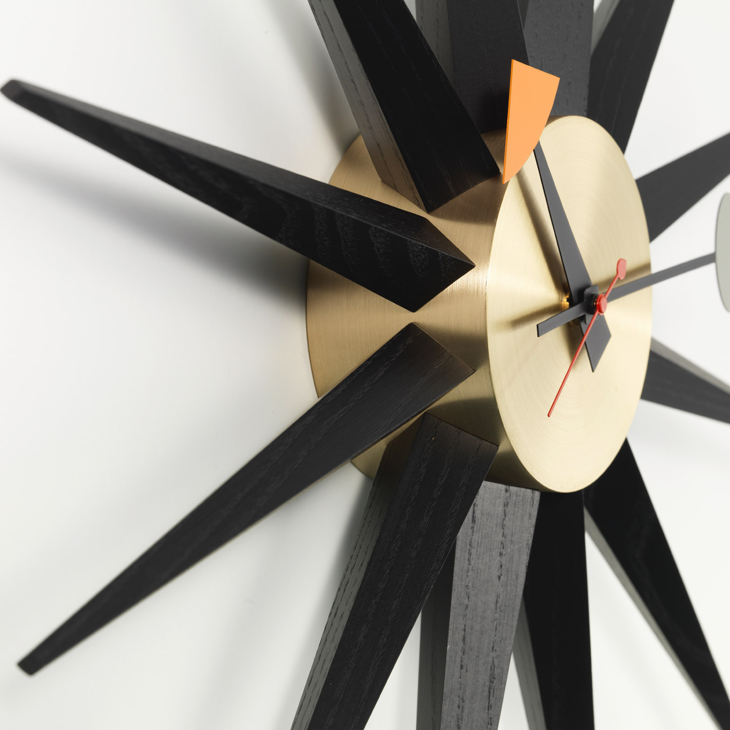 vitra sunburst schwarz messing 2