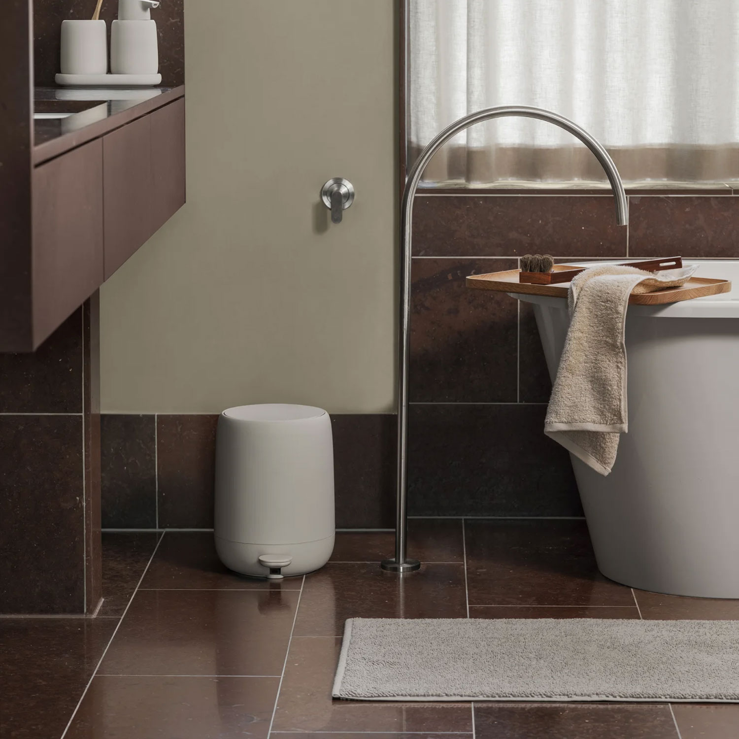 blomus - KAAVU Badteppich 50x80 cm magnet