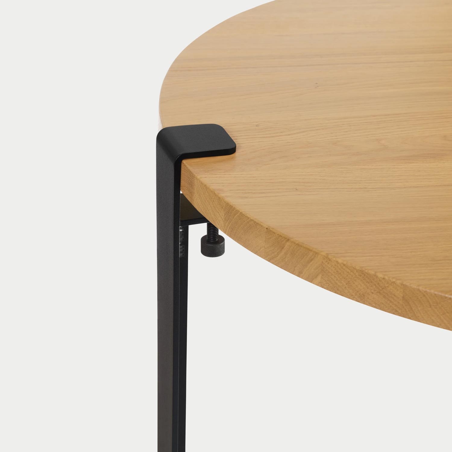 Tiptoe - Couchtisch rund Ø 90 cm Eiche graphitschwarz