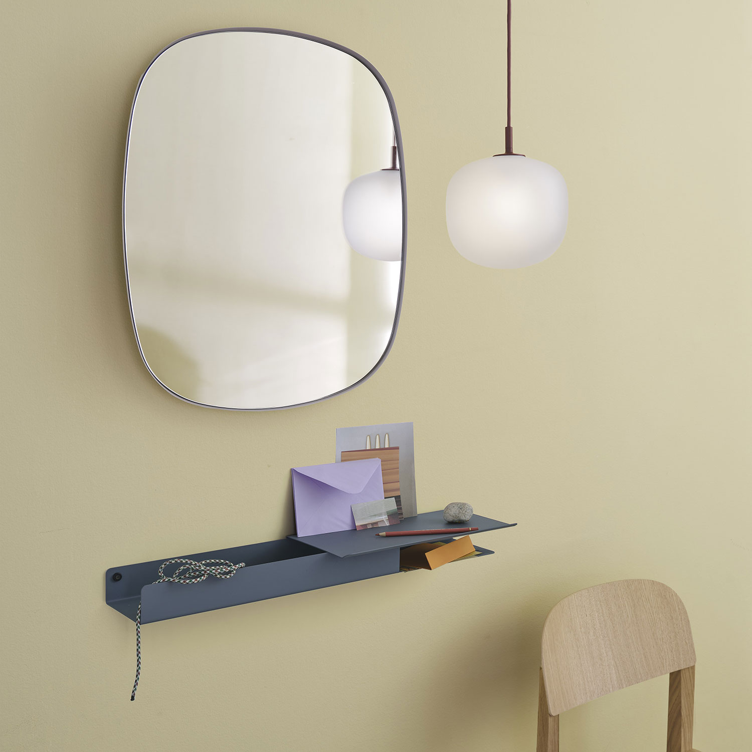folded shelves platform 62x5 blue grey muuto 93785