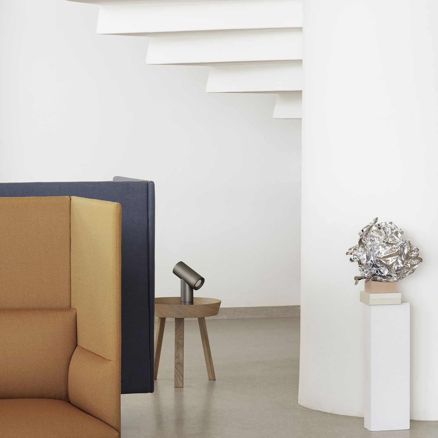 muuto beam schwarz tischleuchte arround 55904