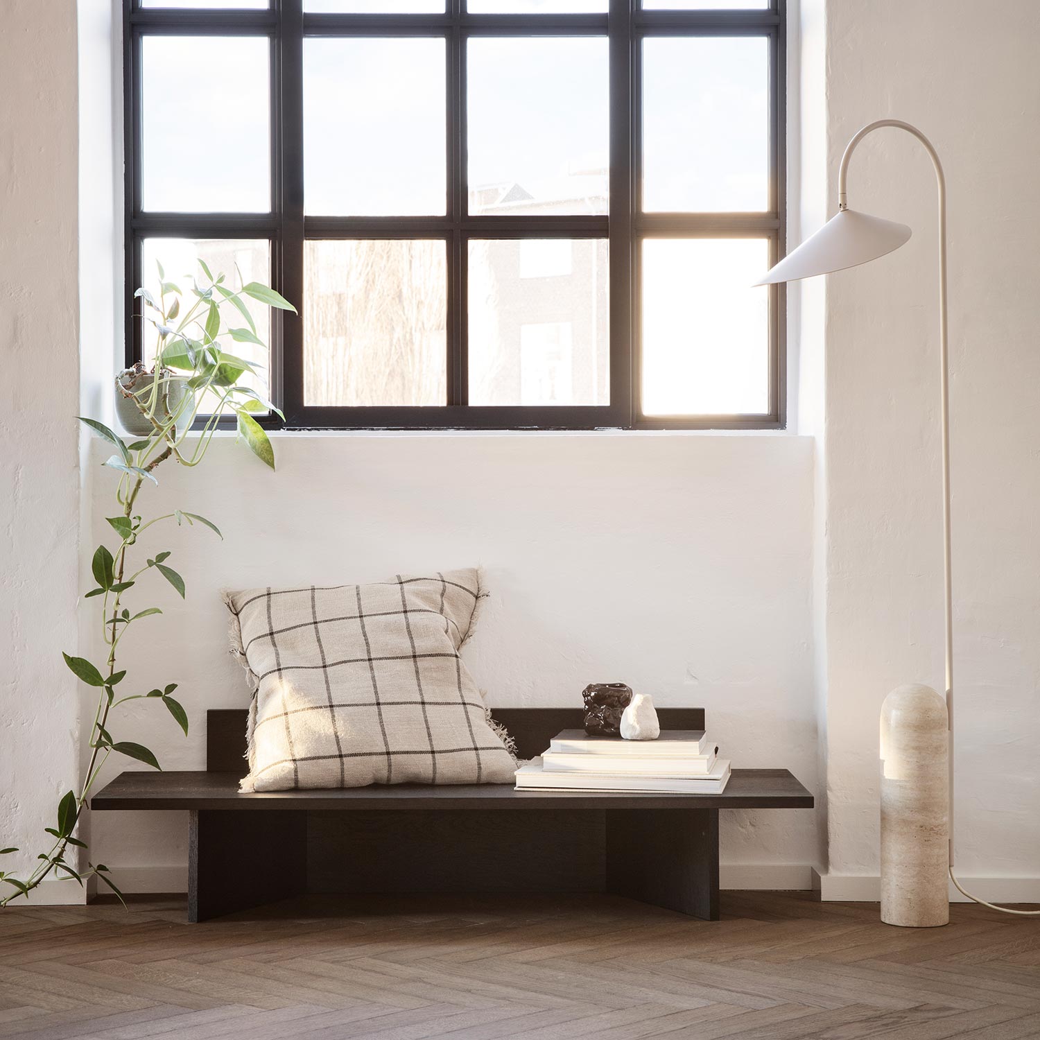 ferm living oblique bank schwarz 83316