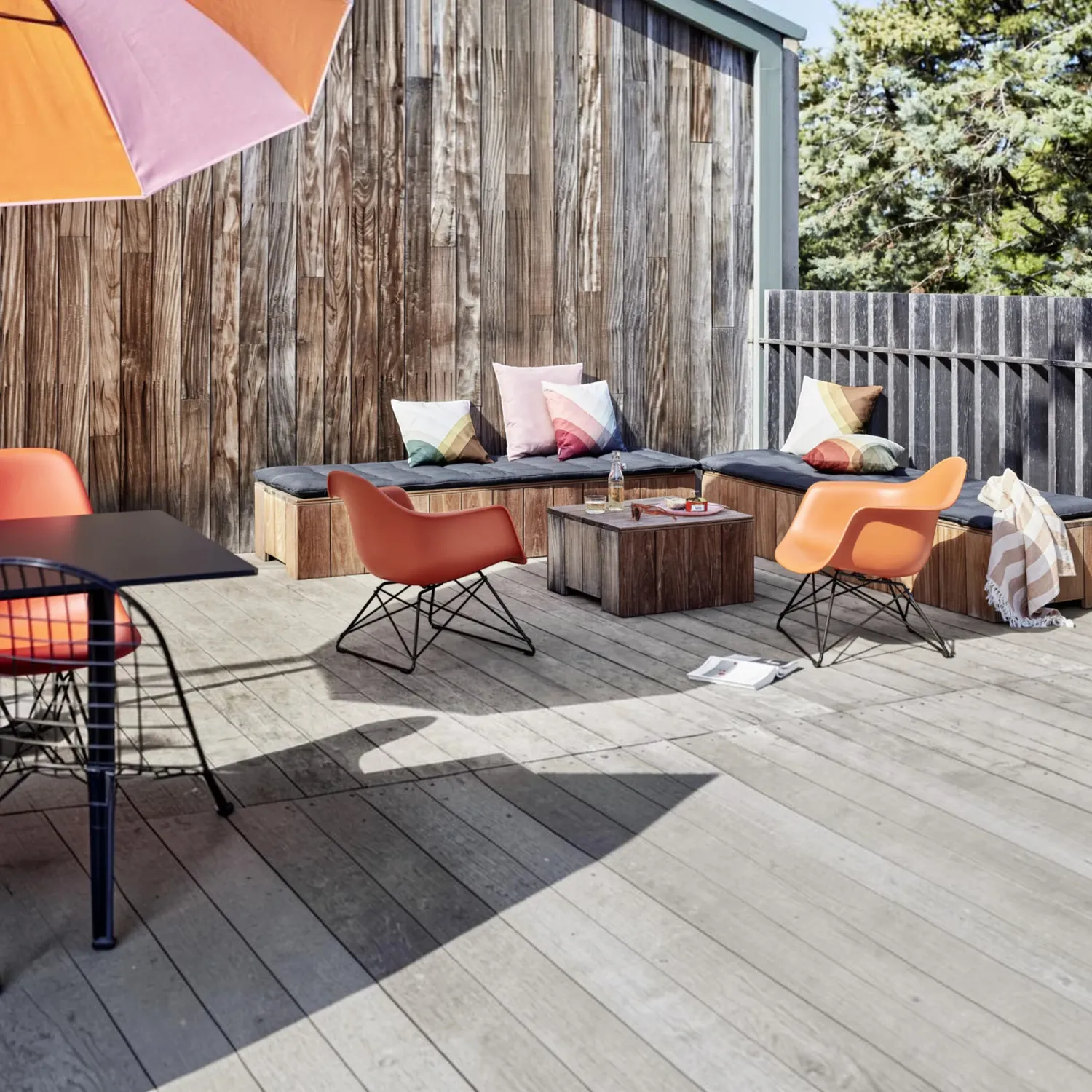Vitra - Herringbone Kissen braun