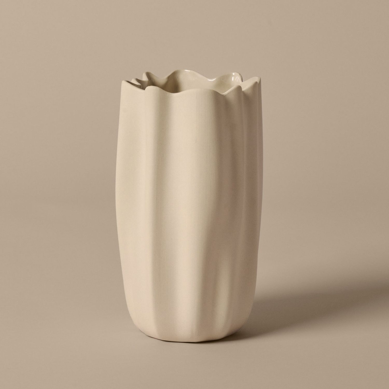 Ferm Living - Nium Vase H 23 cm off-white
