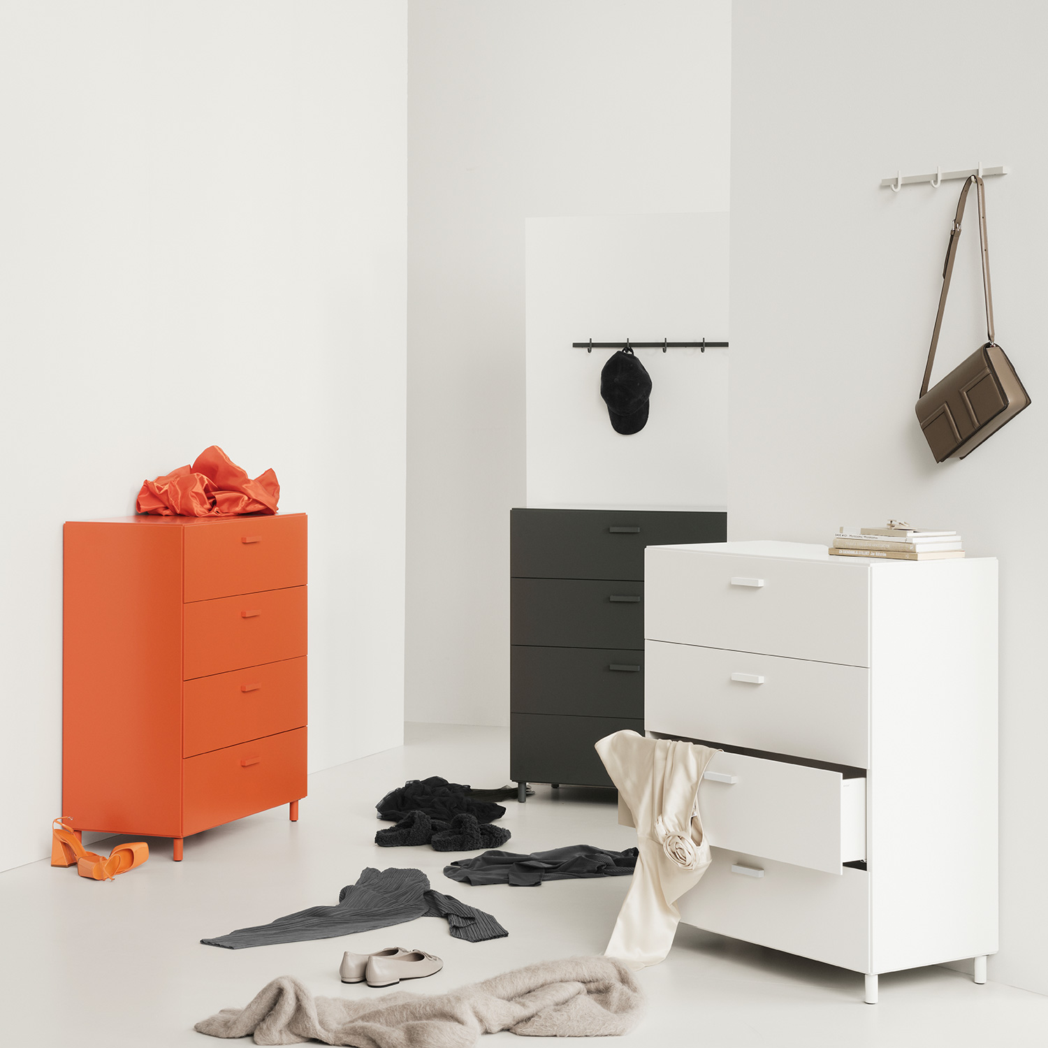 kommoden relief string furniture 99534