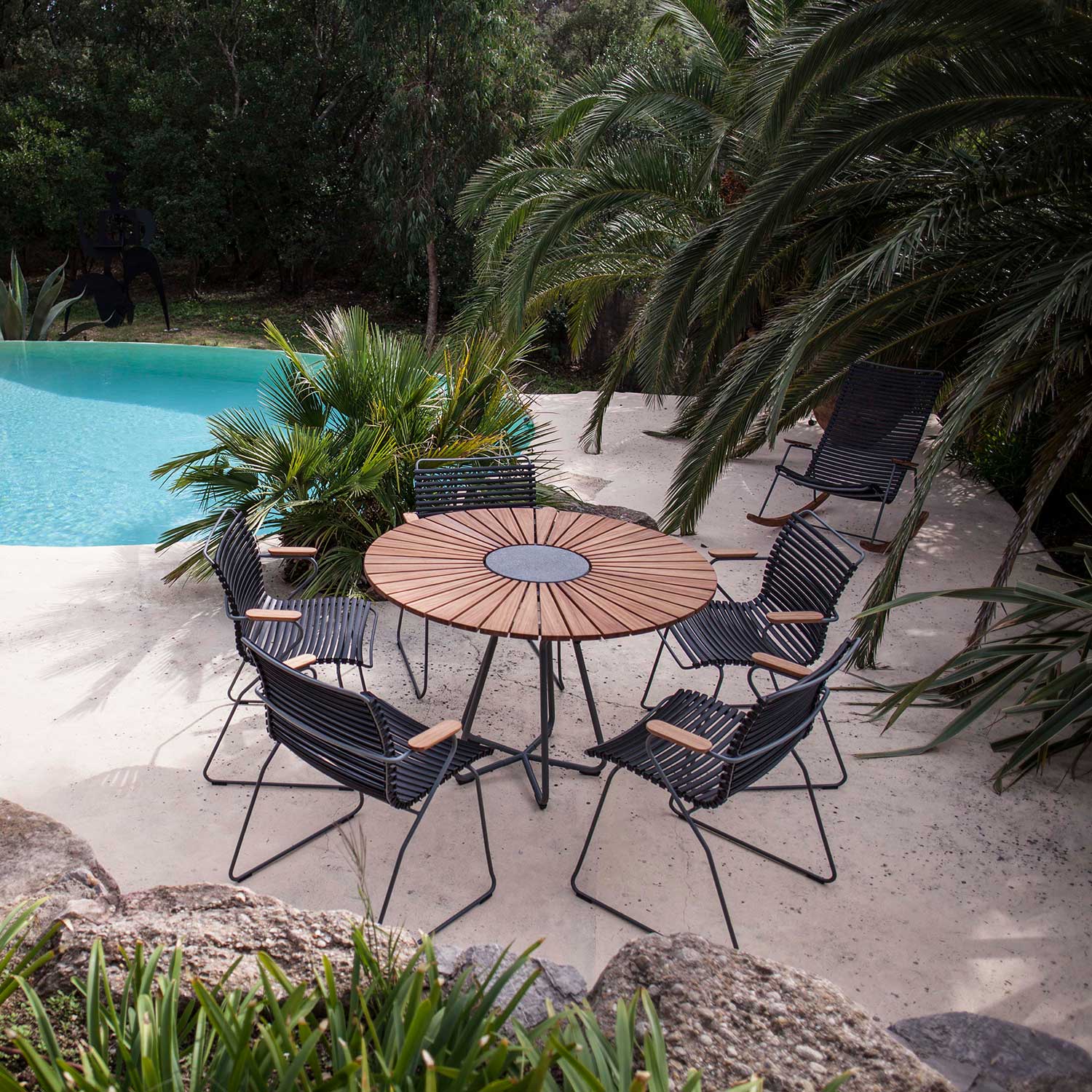 HOUE - Set Circle Tisch Ø 110 cm + 5xClick Sessel pine green