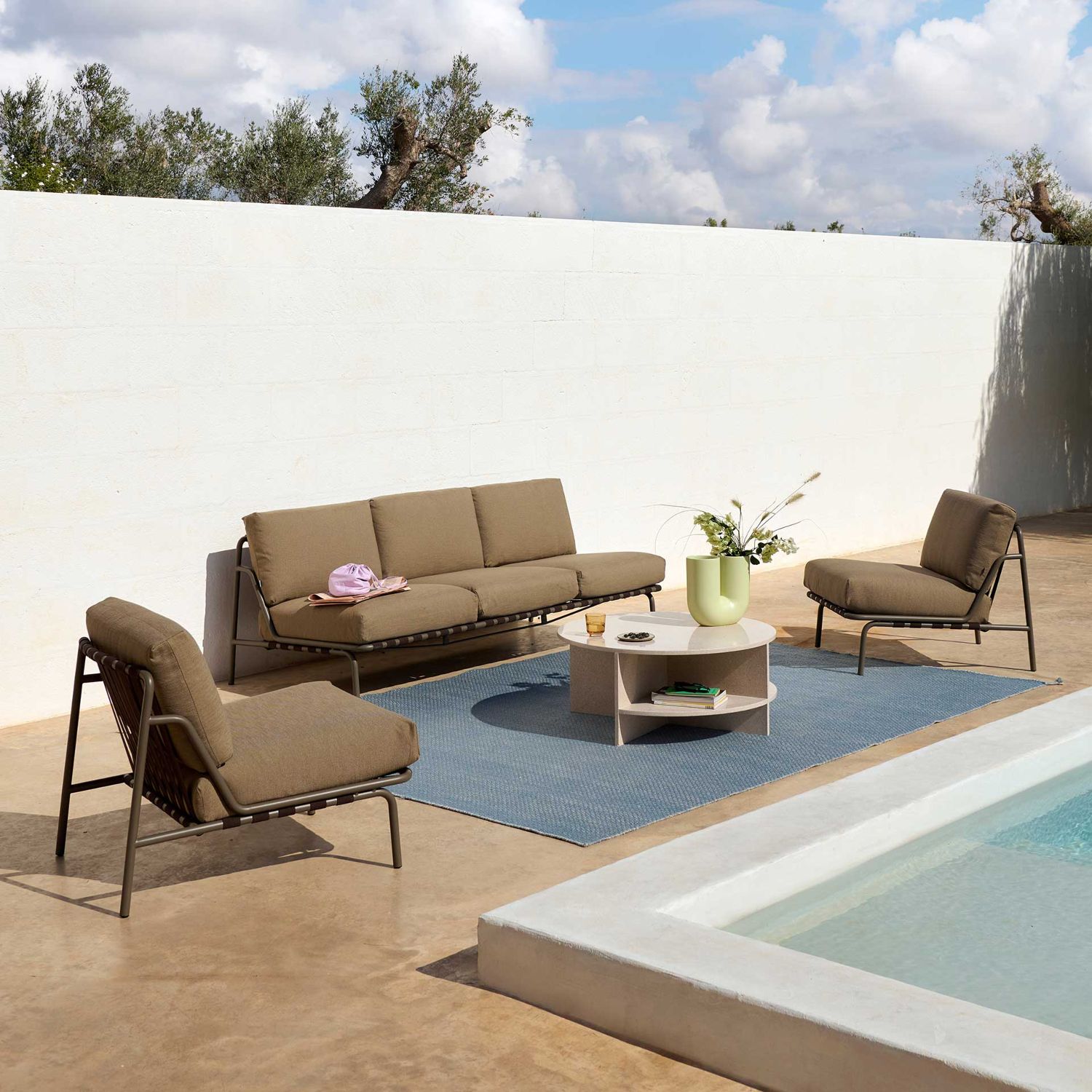 Muuto - Halves Couchtisch off-white Terrazzo