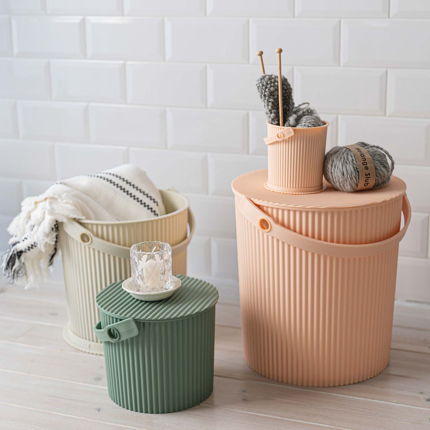 Hachiman - Omnioutil Eimer mit Deckel 0,7 l orange