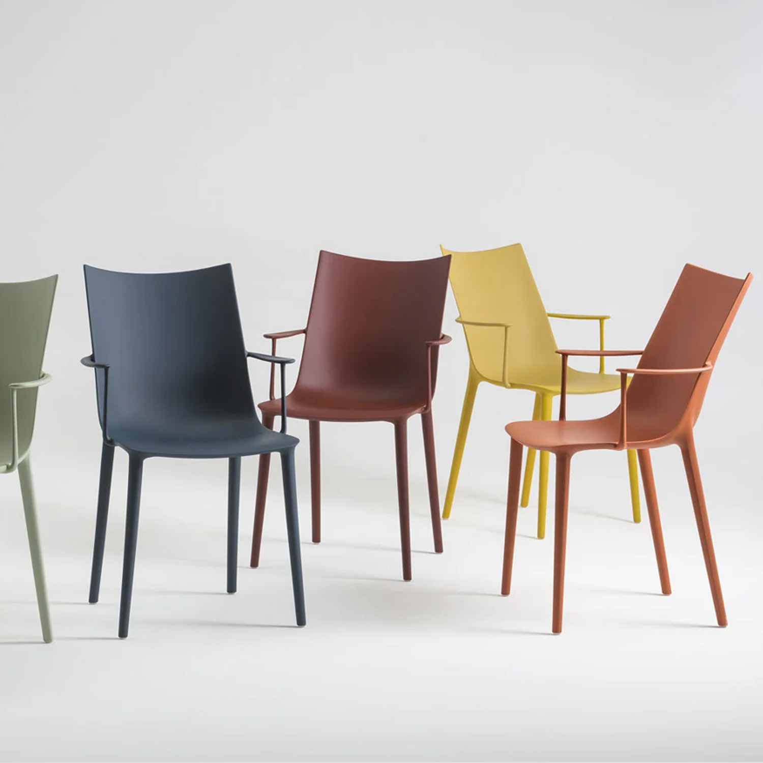 Kartell - H.H.H. Stuhl einfarbig matt orange