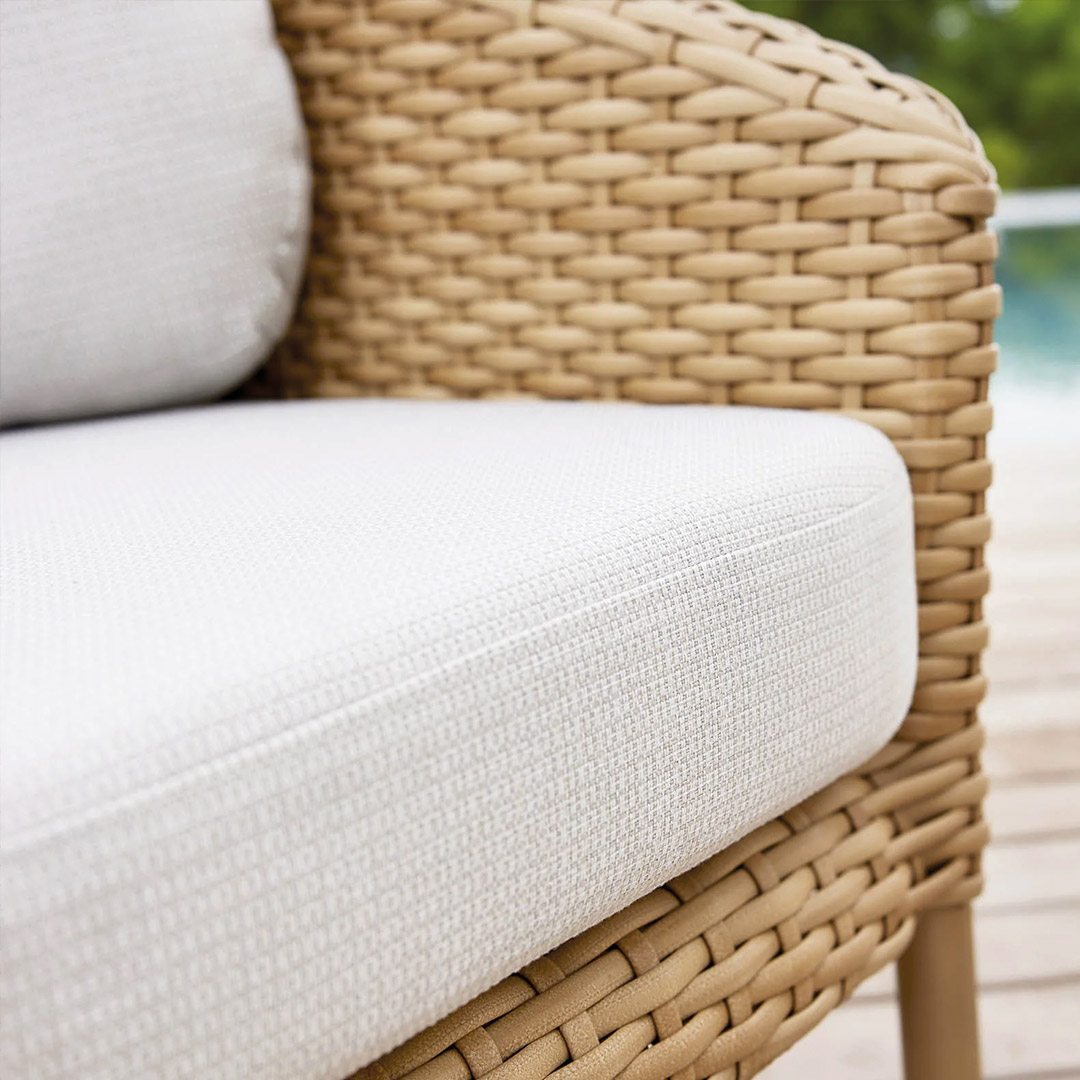 cane line ocean 2 sitzer sofa terrasse close up ambiente 89317