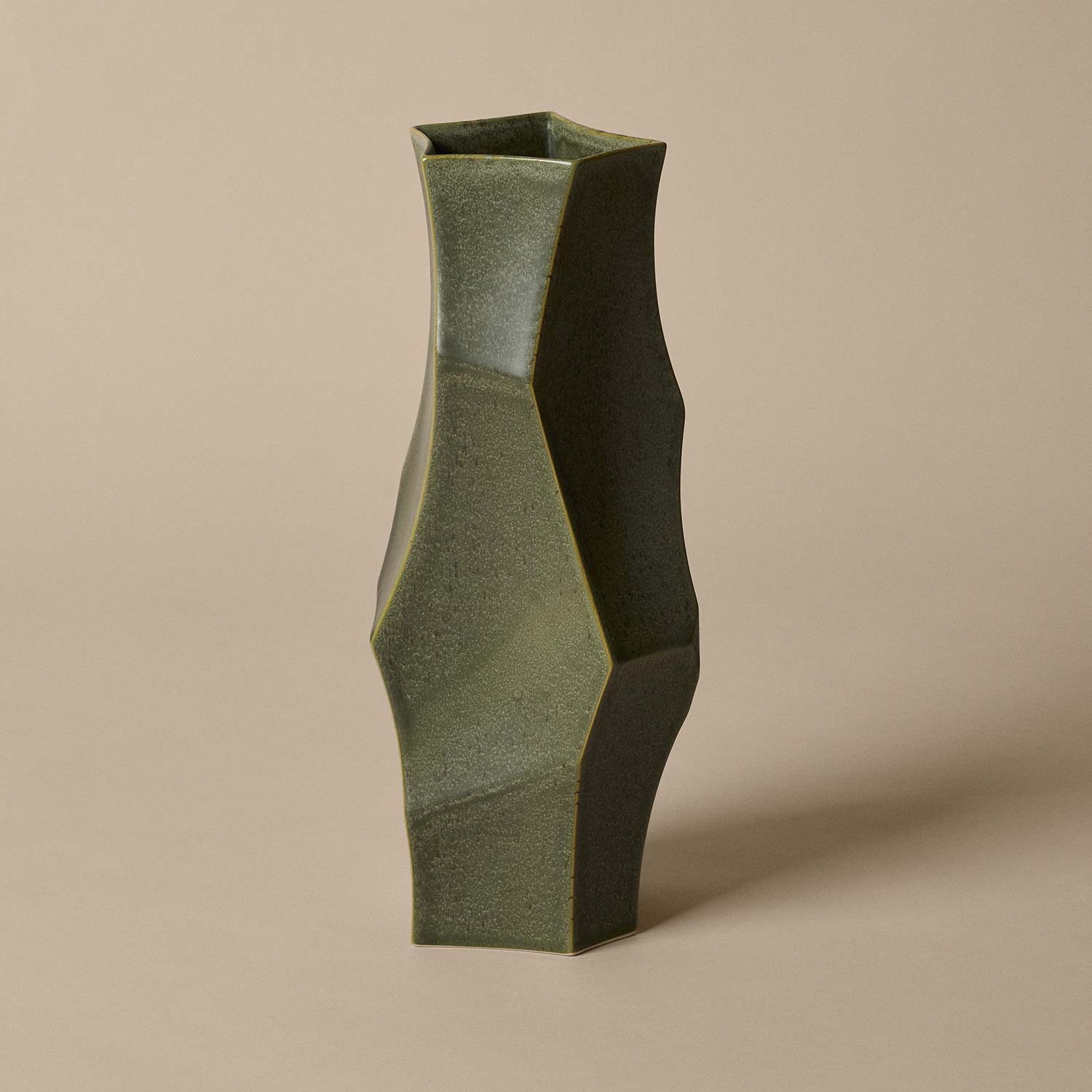 Ferm Living - Cueva Vase small dark sage