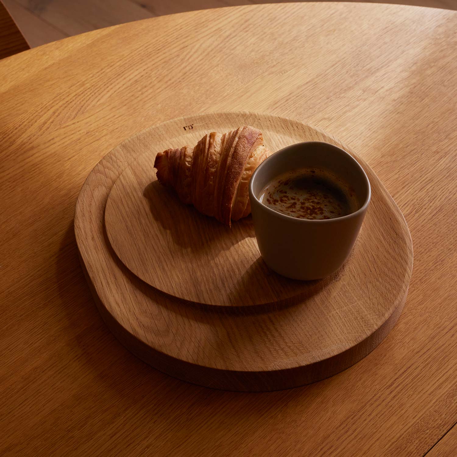 Ro Collection - Oak Board No. 62 medium/nature