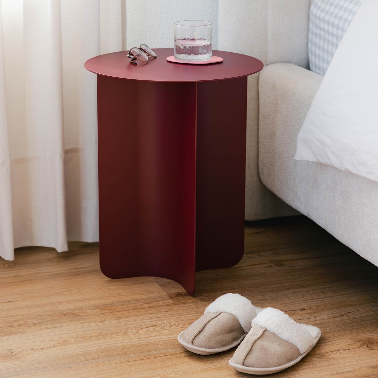 Metallbude - Yaro Beistelltisch red wine