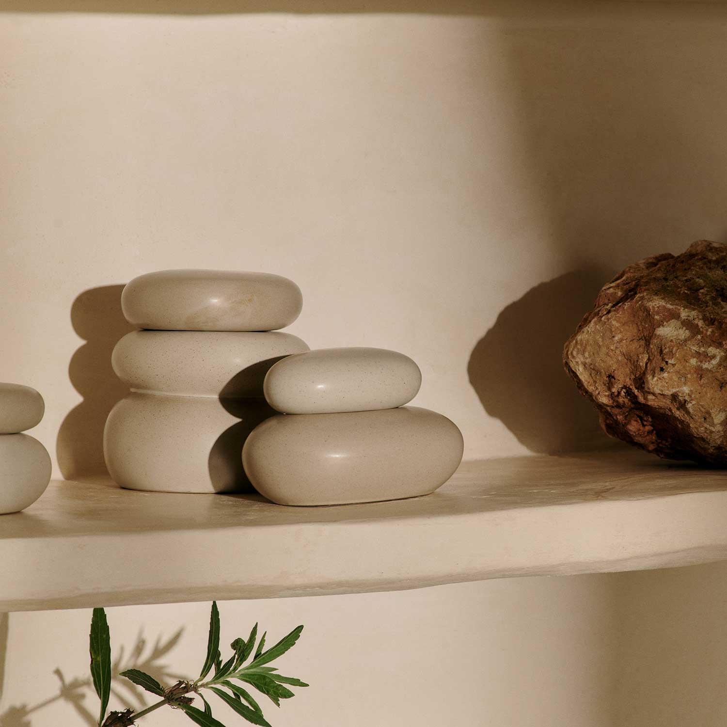 Ferm Living - Pebble Box klein sand