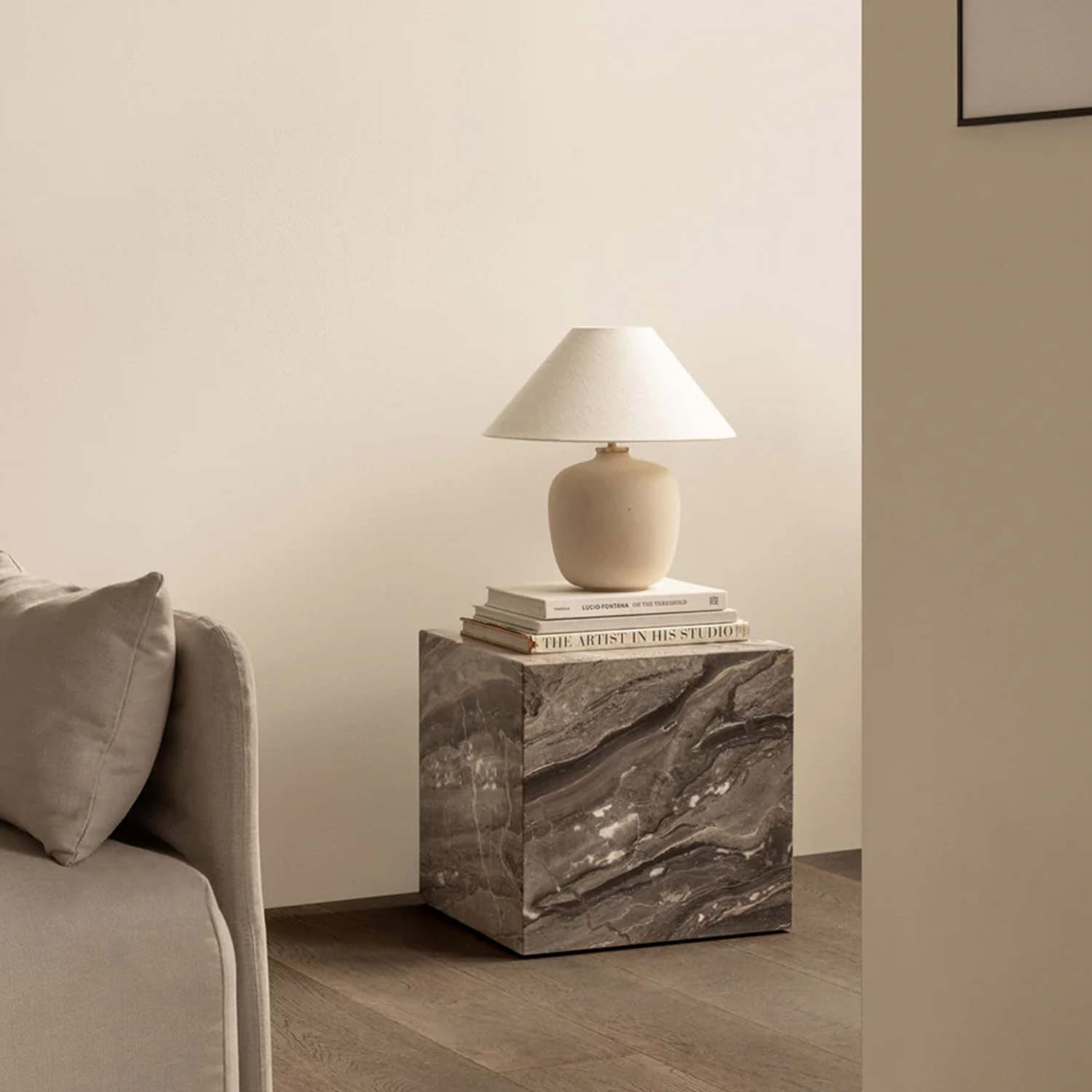 Audo - Plinth Podium cube braun