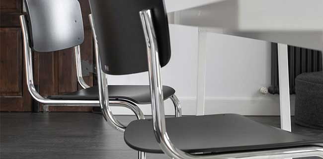 Thoent Freischwinger schwarz chrom