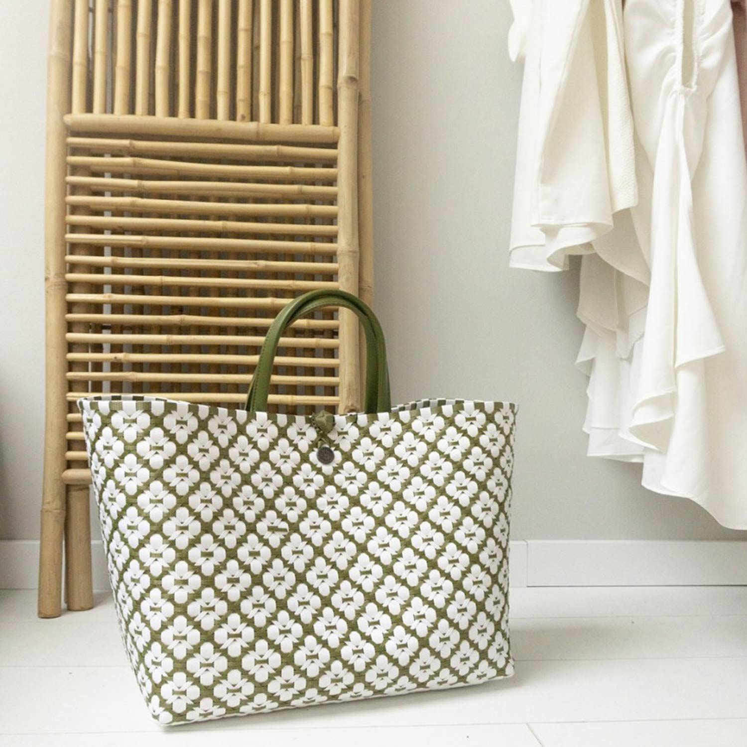 handed by motif handtasche olive garderobe 93449