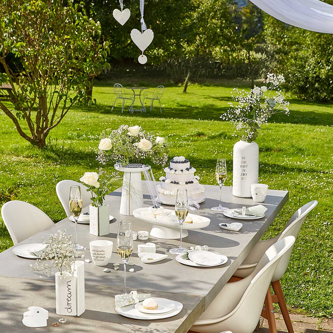 Räder Design - Hochzeit Anrichteplatte plissiert