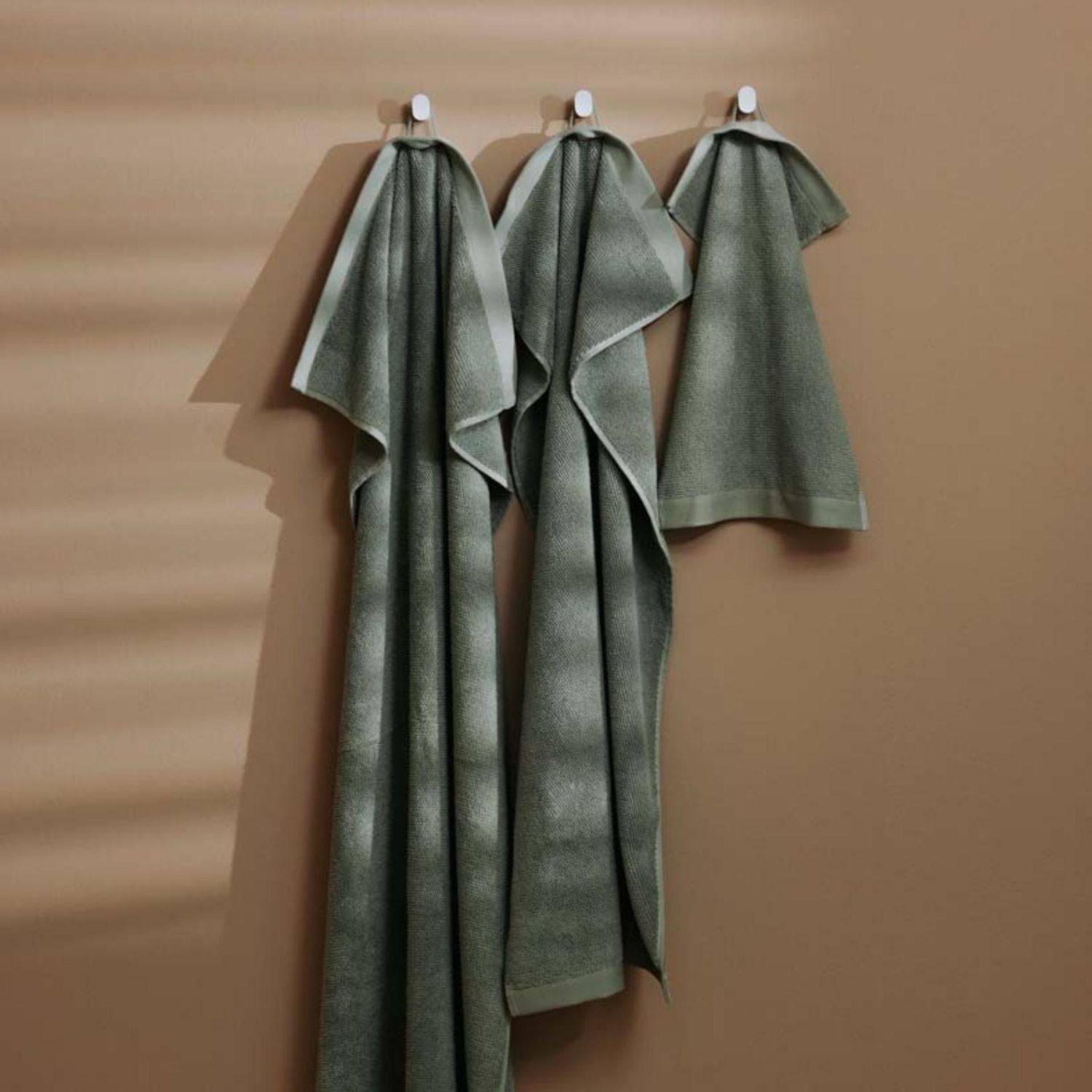 Metallbude - Bodhi Duschtuch mineral green