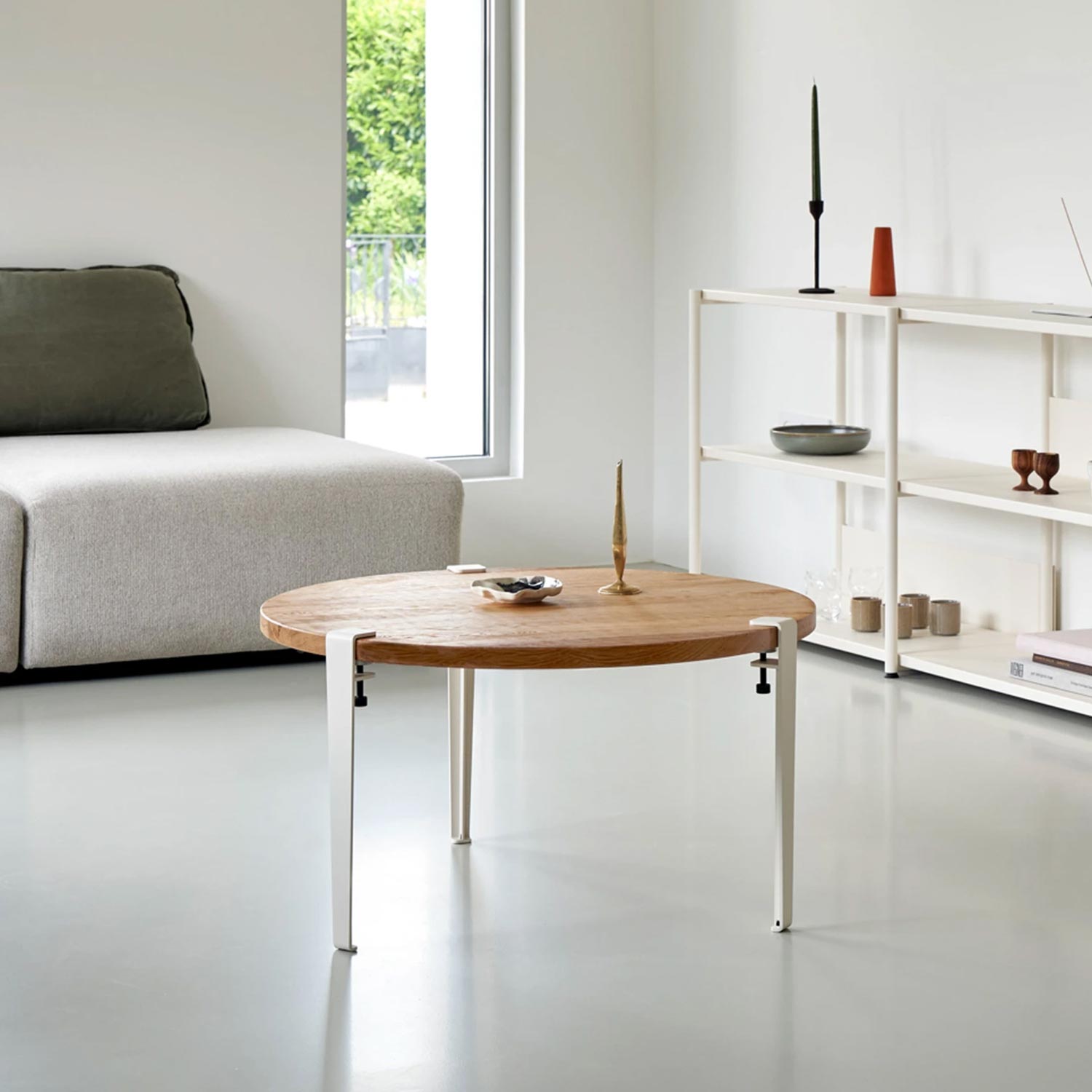 Tiptoe - Couchtisch rund Ø 80 cm recycelt weiß-creme