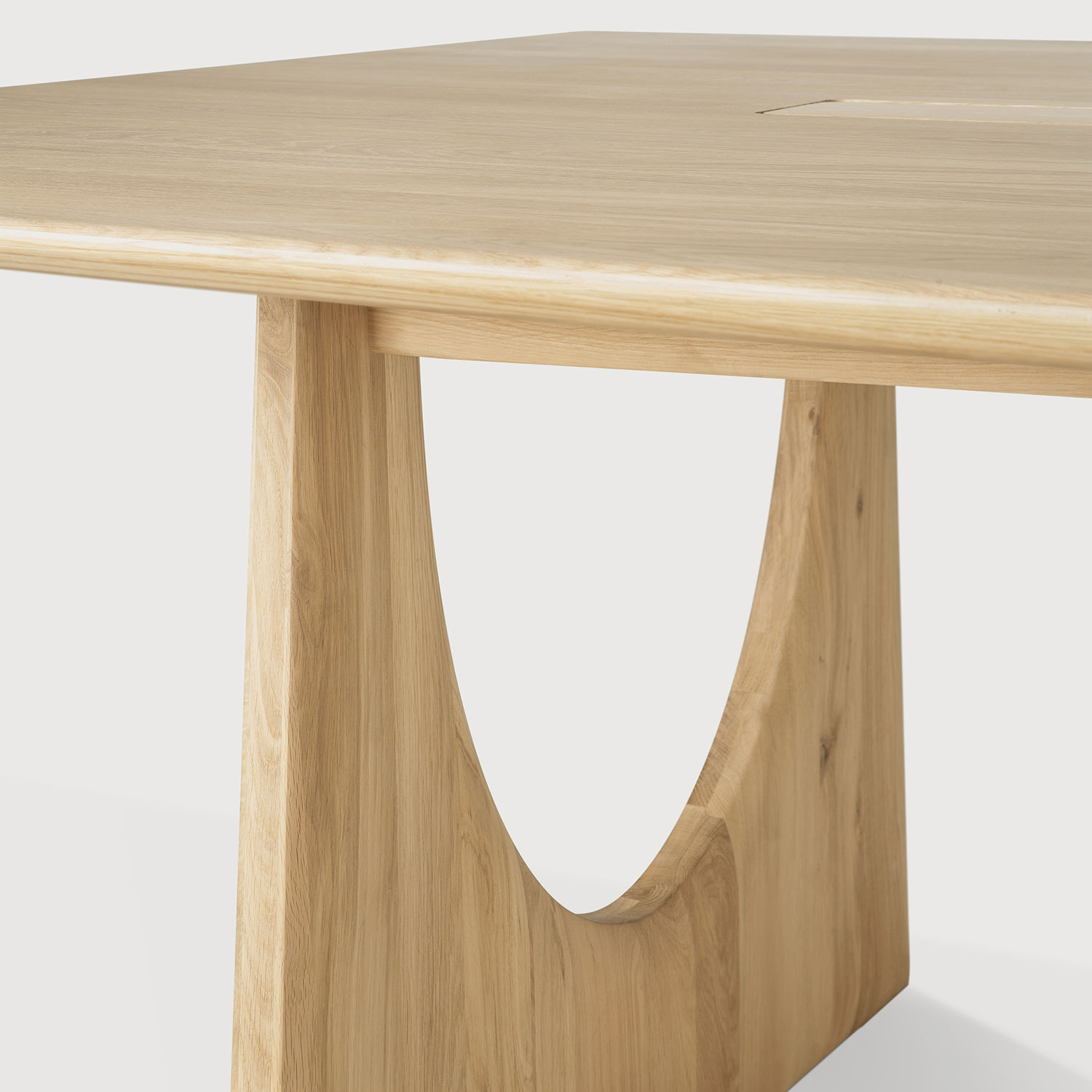 ethnicraft geometric meetingtisch detail fuss 103867