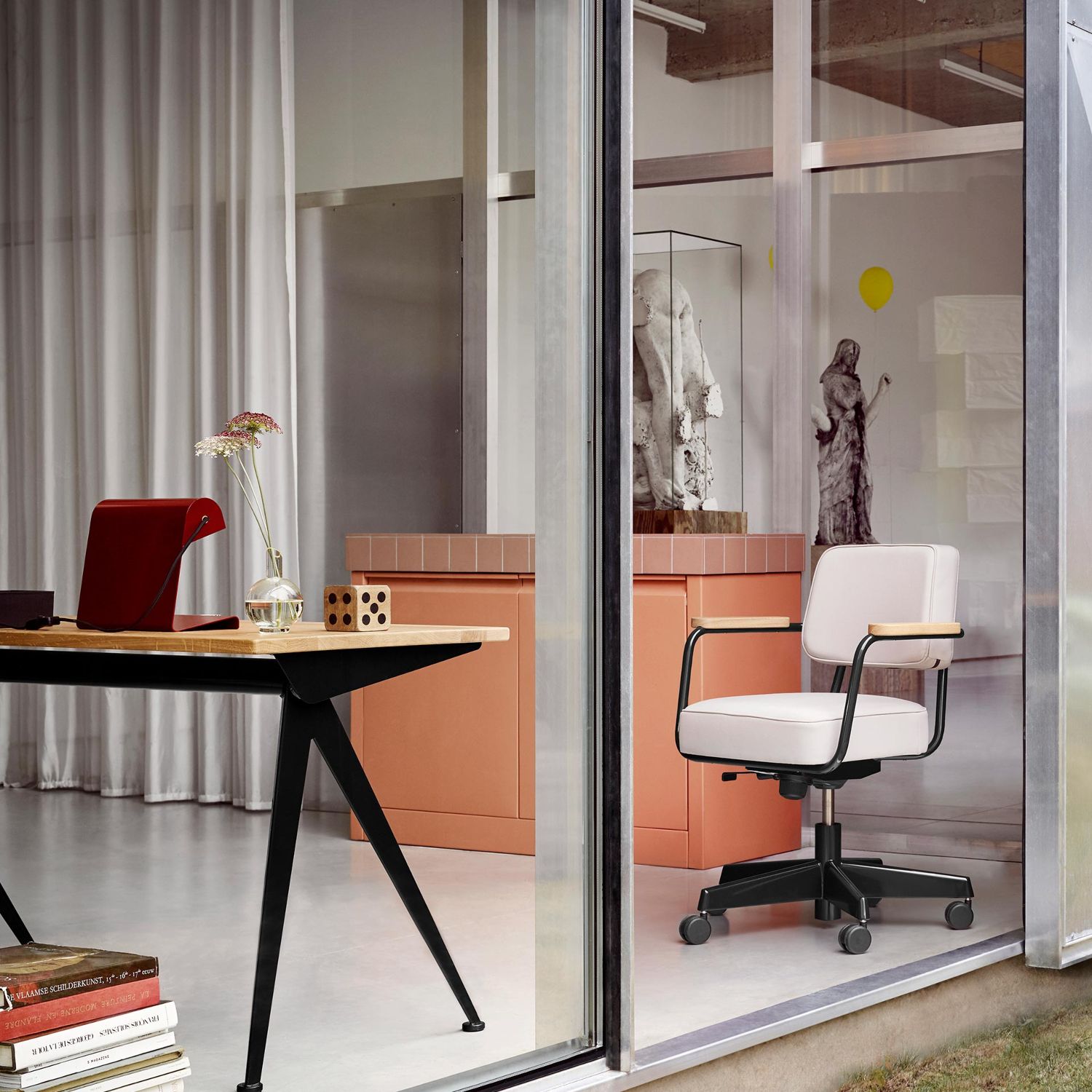 Vitra - Lampe de Bureau Tischlampe japanese red