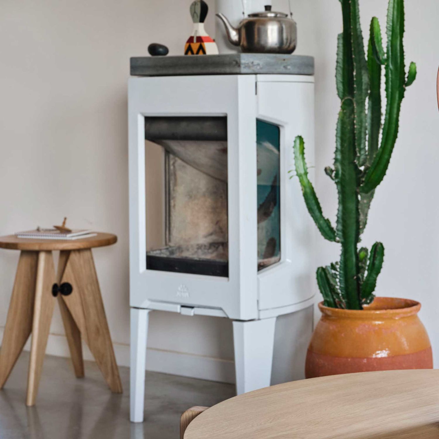 Vitra - Tabouret Bois Hocker Eiche natur, lackiert