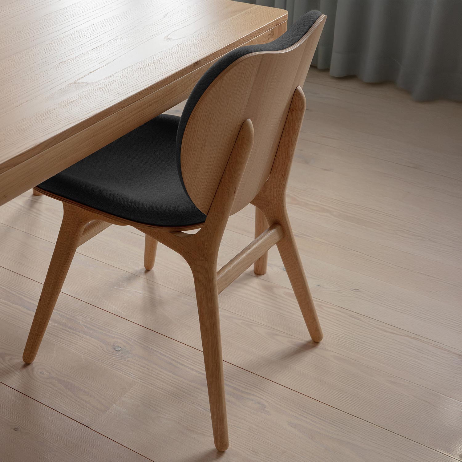 UMAGE - A Conversation Piece Stuhl eiche shadow