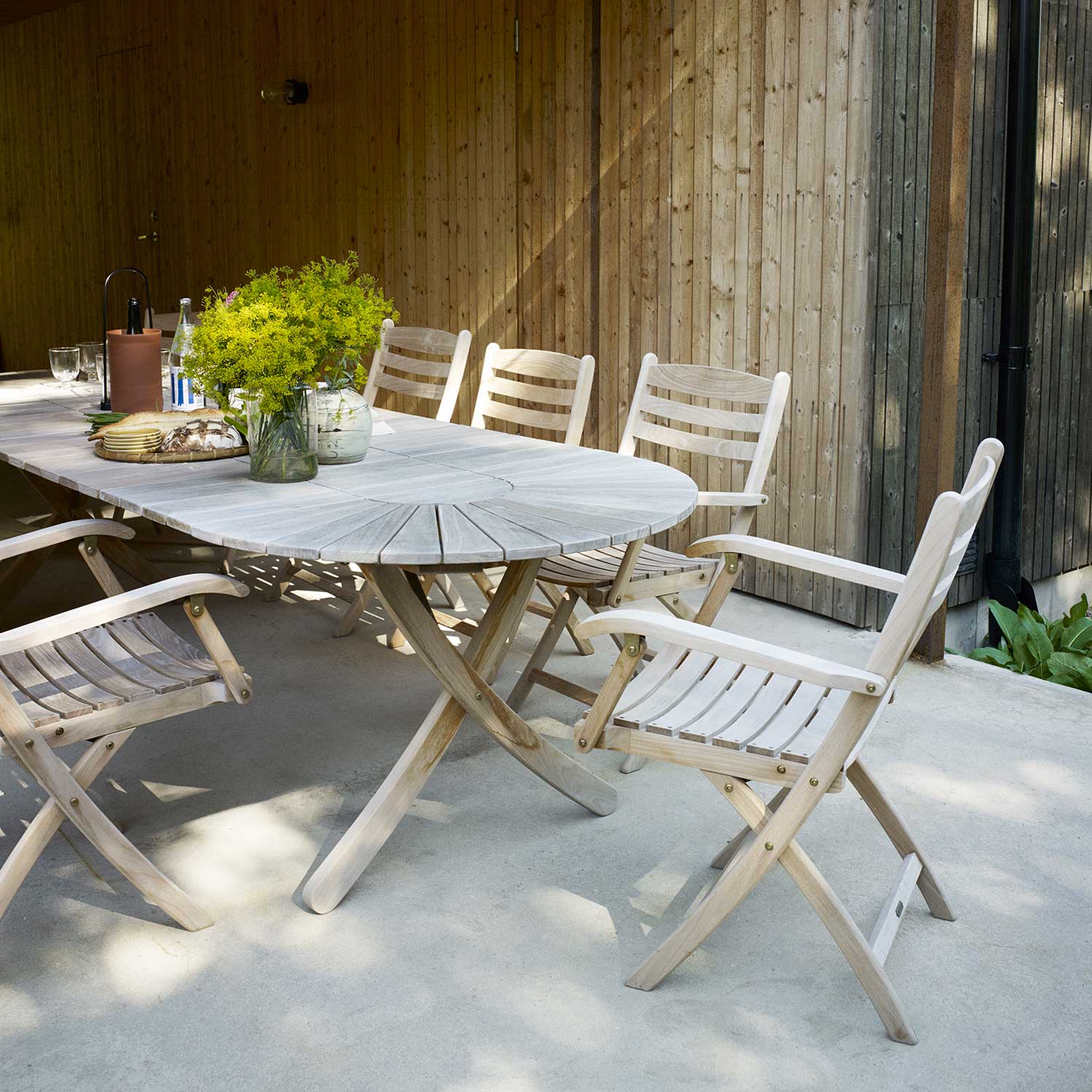 selandia tisch oval mit stuehle skagerak 68183