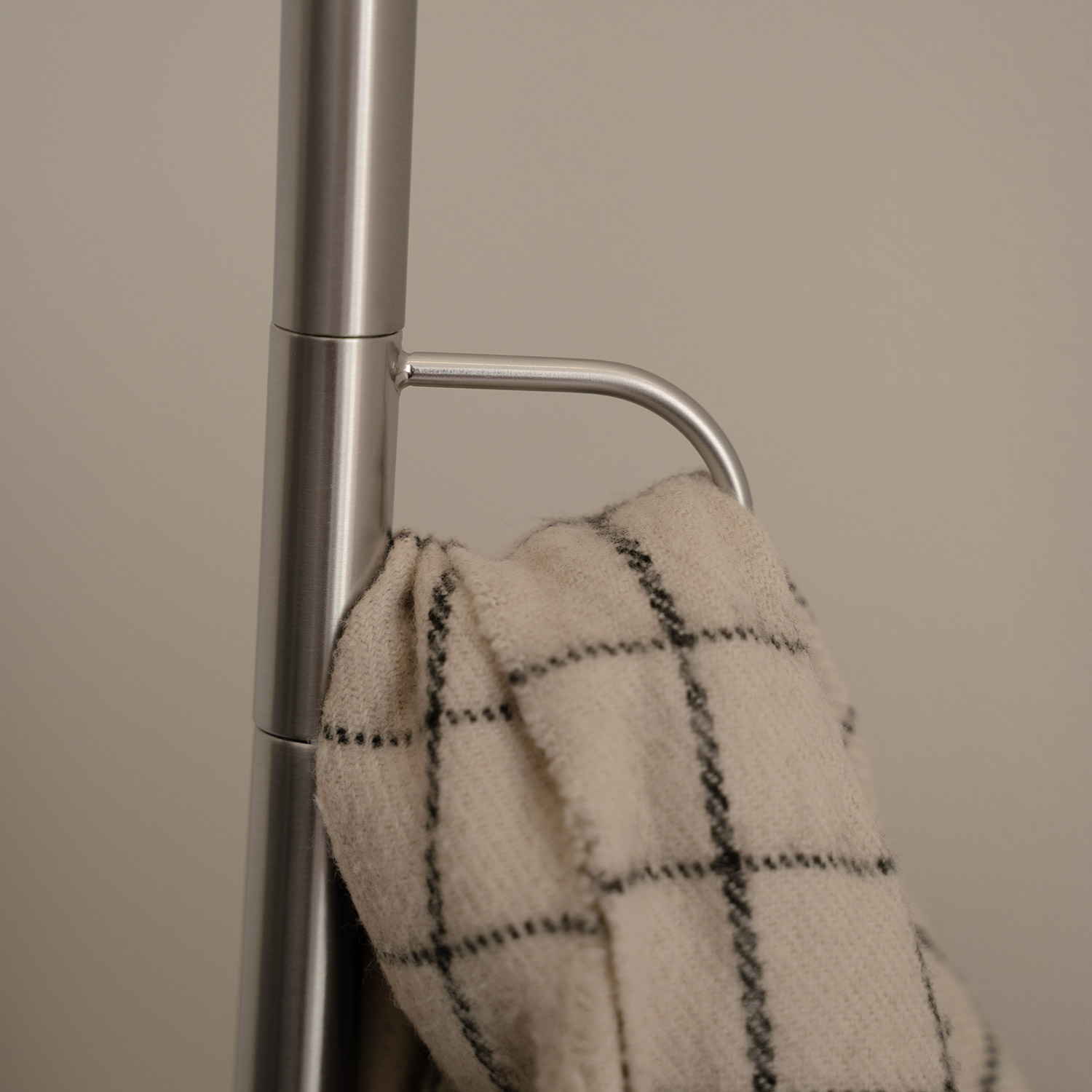 UMAGE - Lean On Me Garderobe schwarz