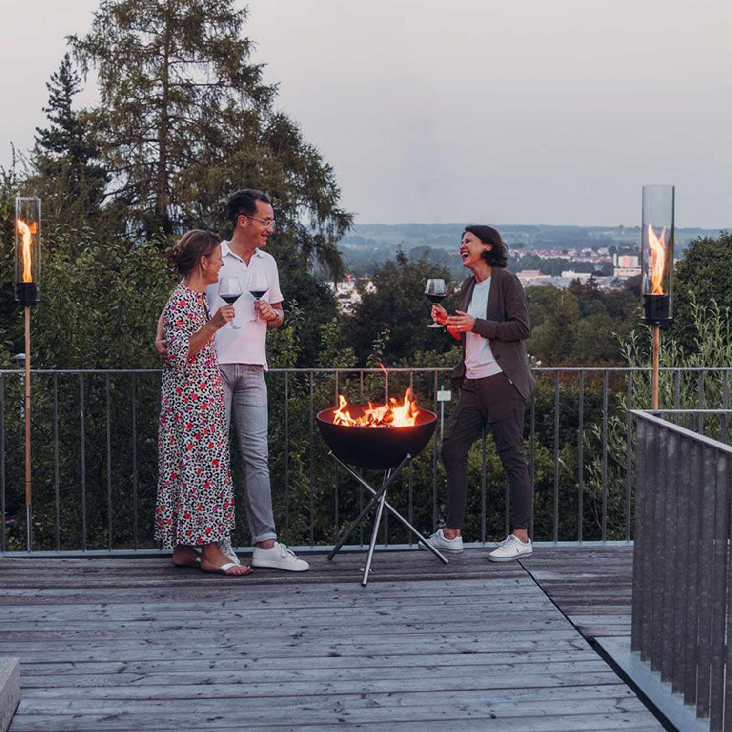 hoefats bowl 57 dreibein brennend terrasse 92183