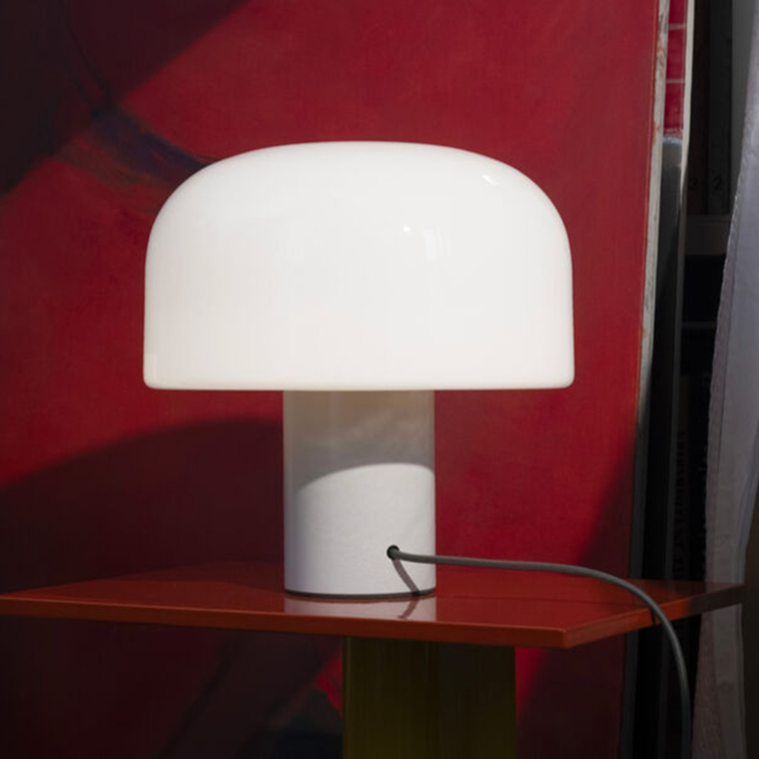 Flos - Bellhop Glass T Tischleuchte weiß